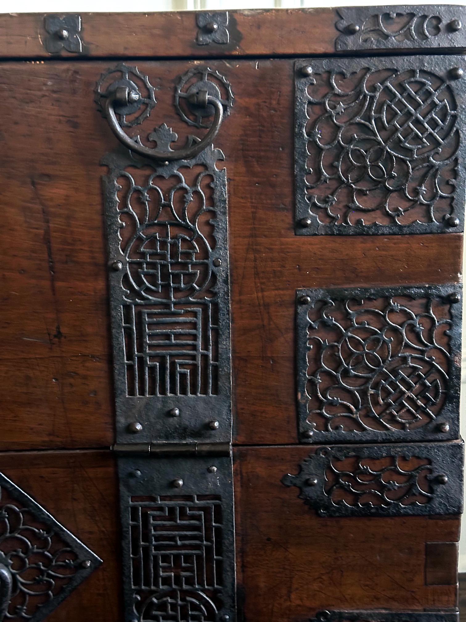 Seltene koreanische Pyongan Do Bandaji Truhe Joseon Dynasty 4