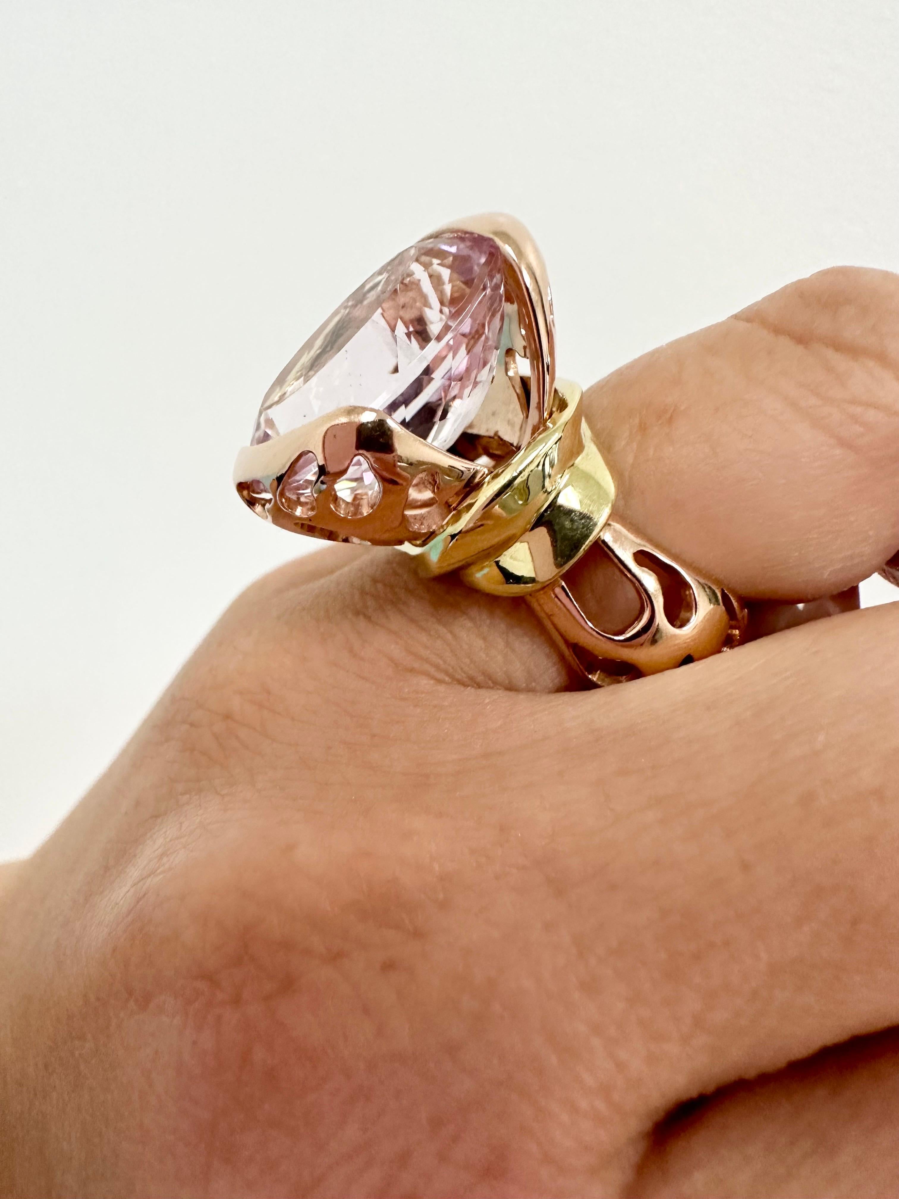 Rare Kunzite Cocktail ring 14KT rose gold Certified For Sale 4