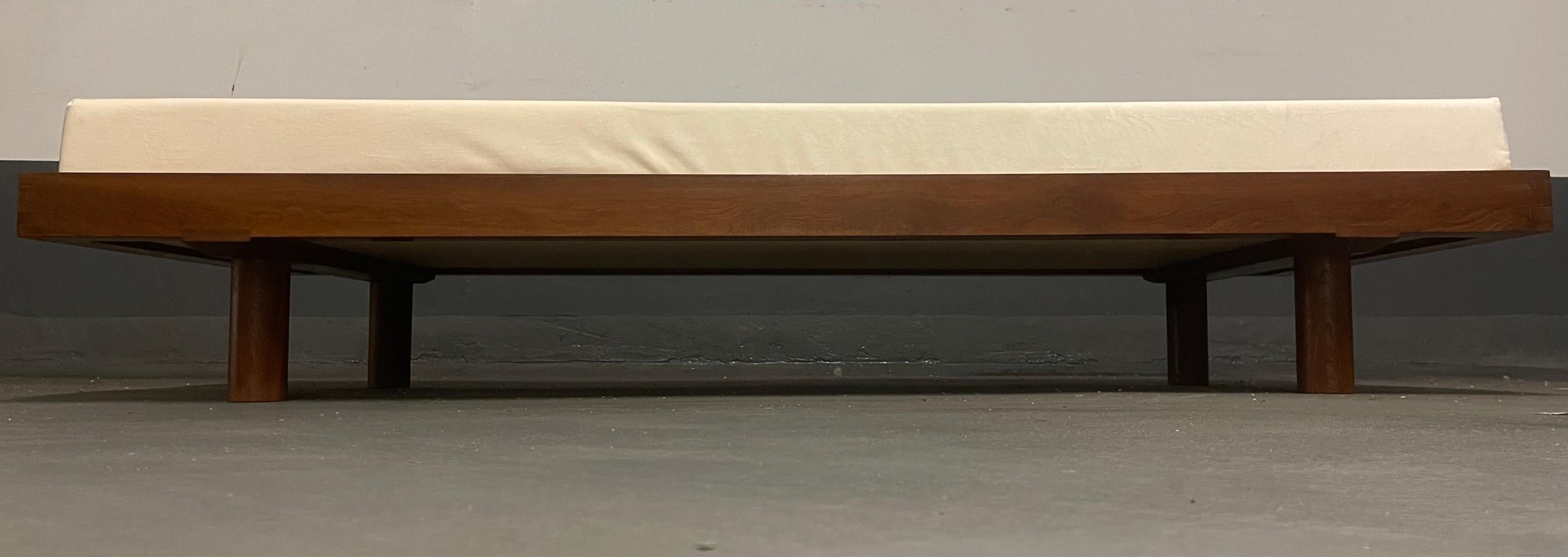 Mid-Century Modern Rare L01 daybed by pierre chapo