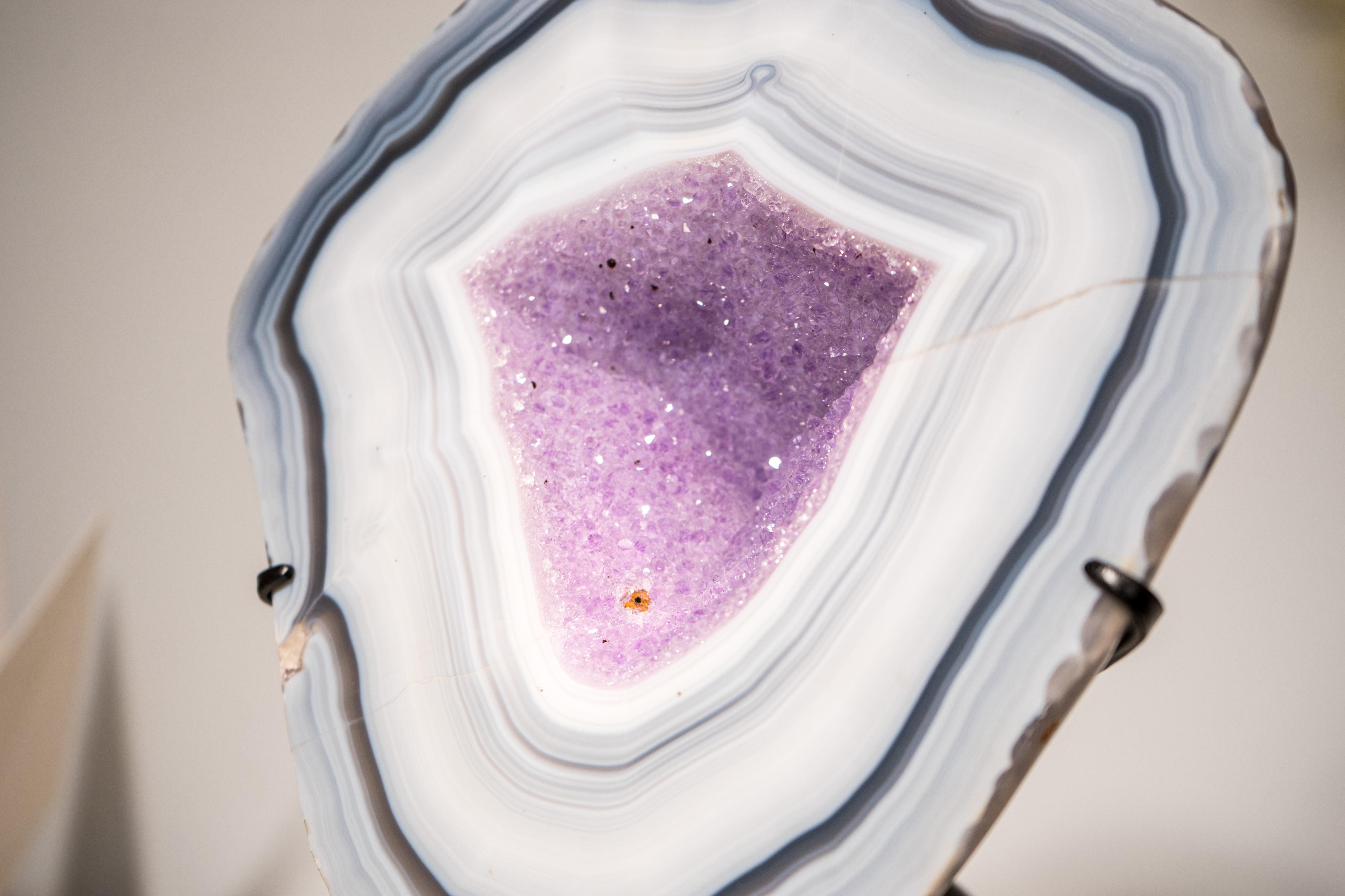 Raro geode di agata lace su supporto in vendita 5
