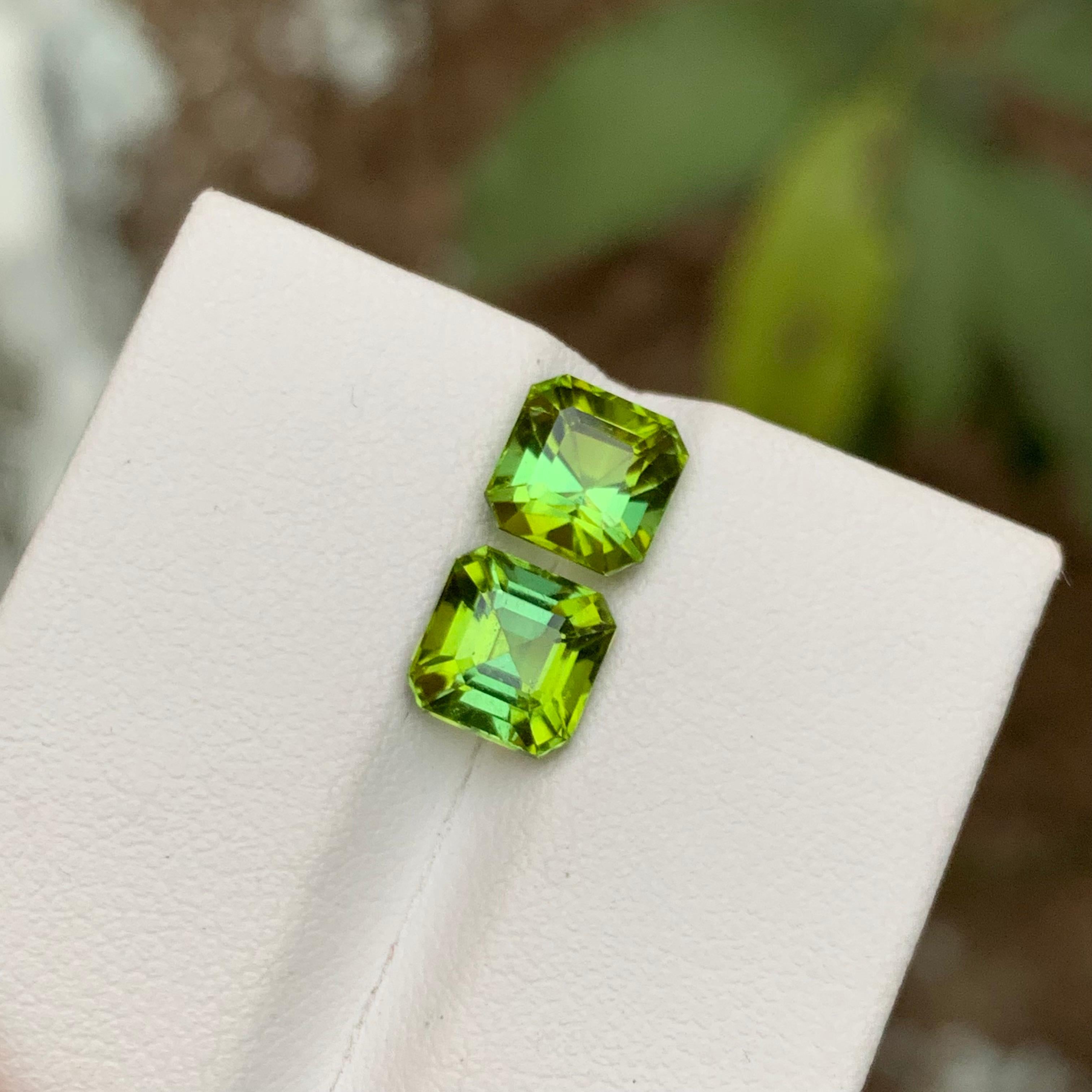 Rare Lagoon Yellowish Green Tourmaline Gemstones 3.60Ct Asscher Cut for Earrings For Sale 4