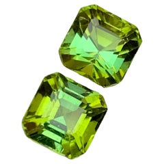 Rare tourmaline jauneâtre verte de 3,60 carats taille Asscher pour boucles d'oreilles