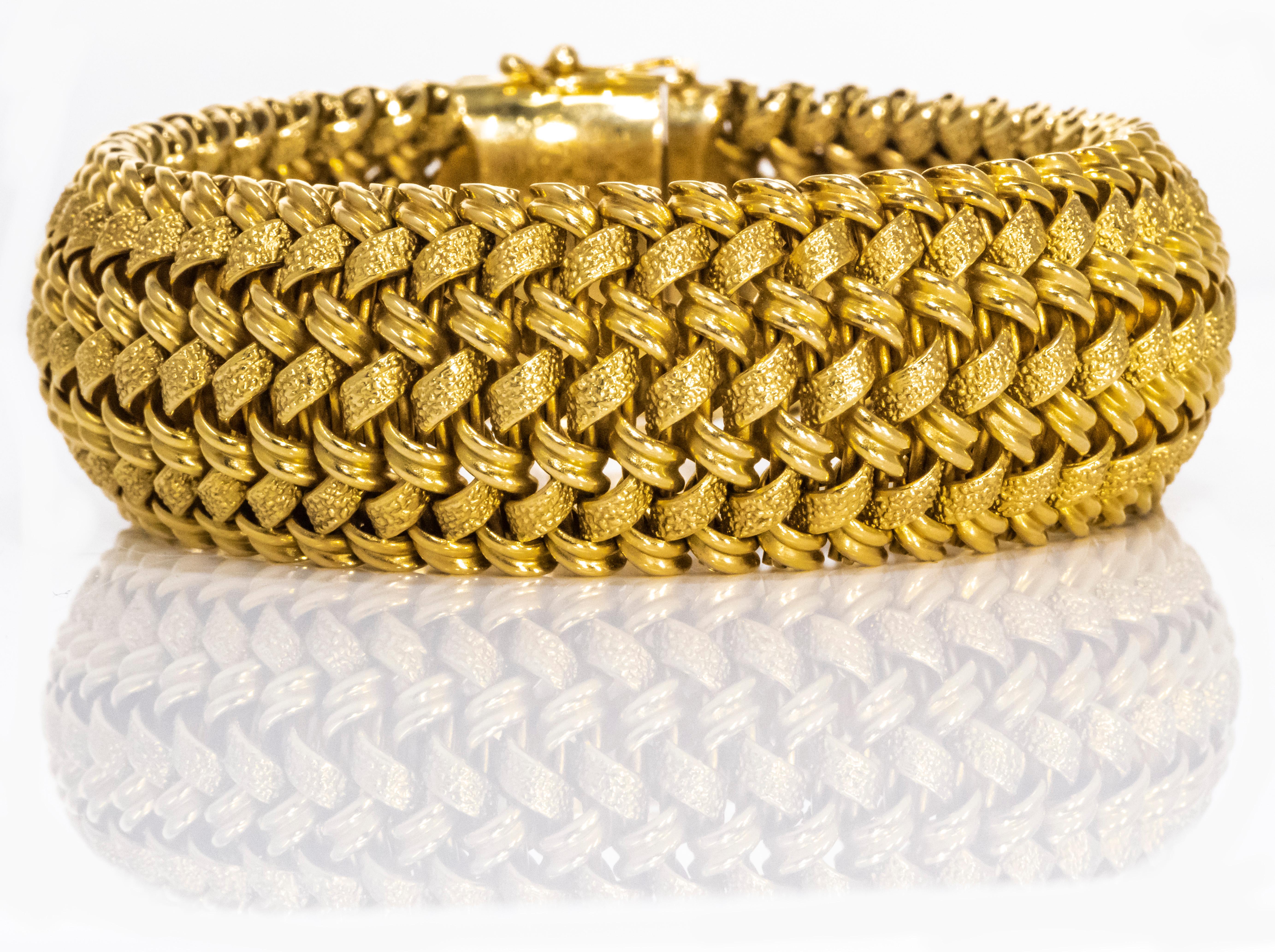 Rare Large 1950s-1960s Patek Philippe 18 Karat Gold Herringbone Motif Bracelet 5