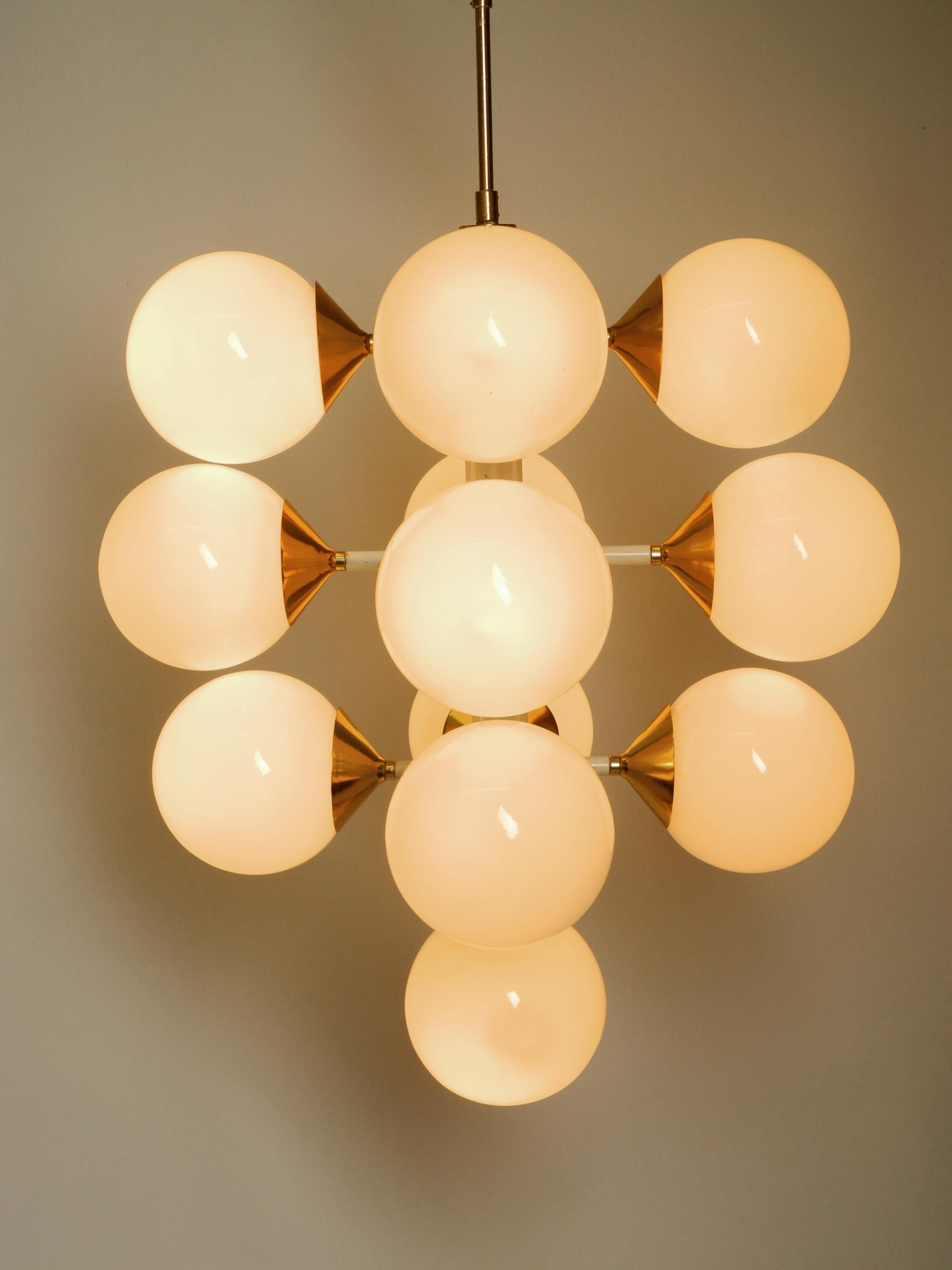 Rare Large 1960's Space Age Brass Ceiling Lamp with 13 White Glass Spheres For Sale 13