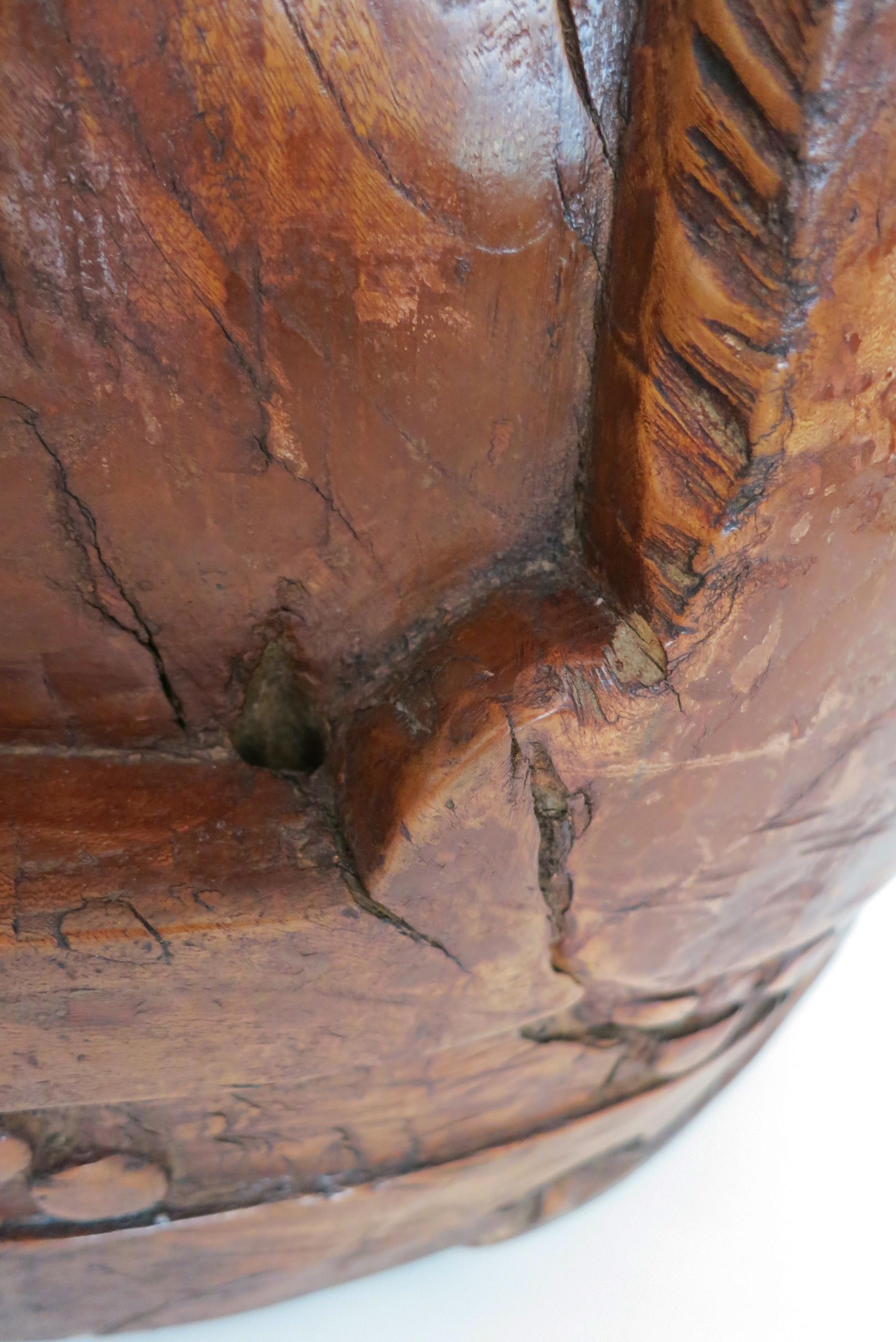 Seltener großer geschnitzter chinesischer Holzhocker aus dem 19. Jahrhundert im Angebot 13