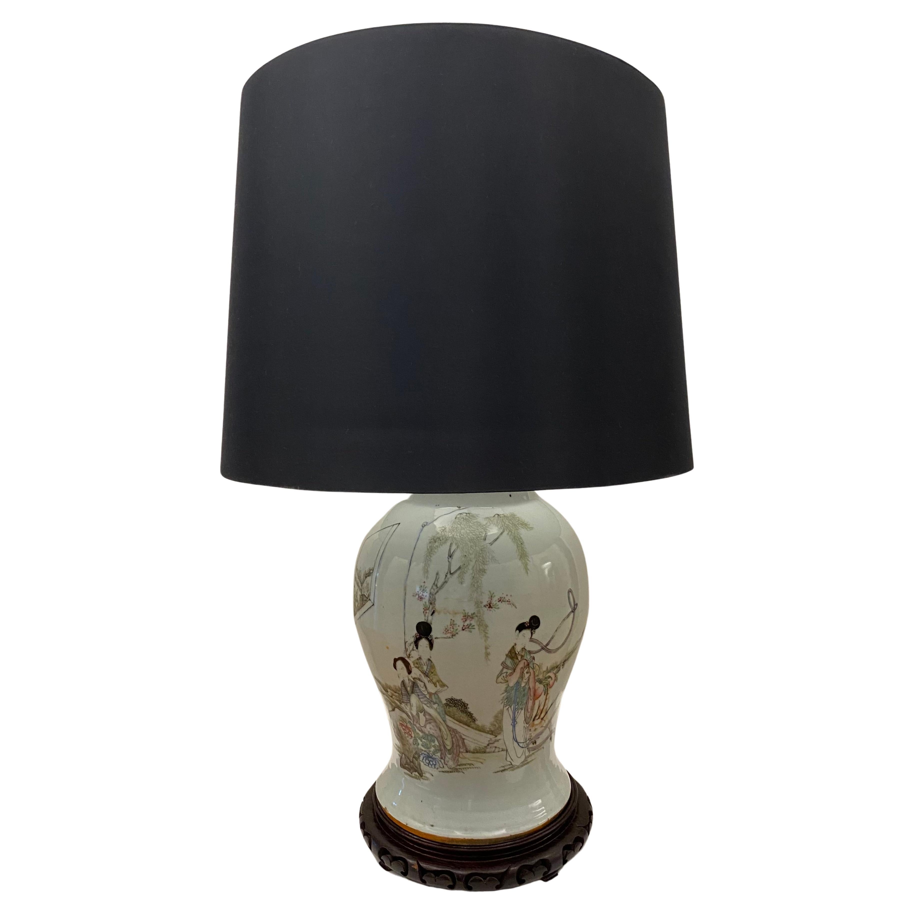 Seltene große blassblaue, bauchige chinesische Porzellanvase-Lampe aus dem 19. Jahrhundert im Angebot