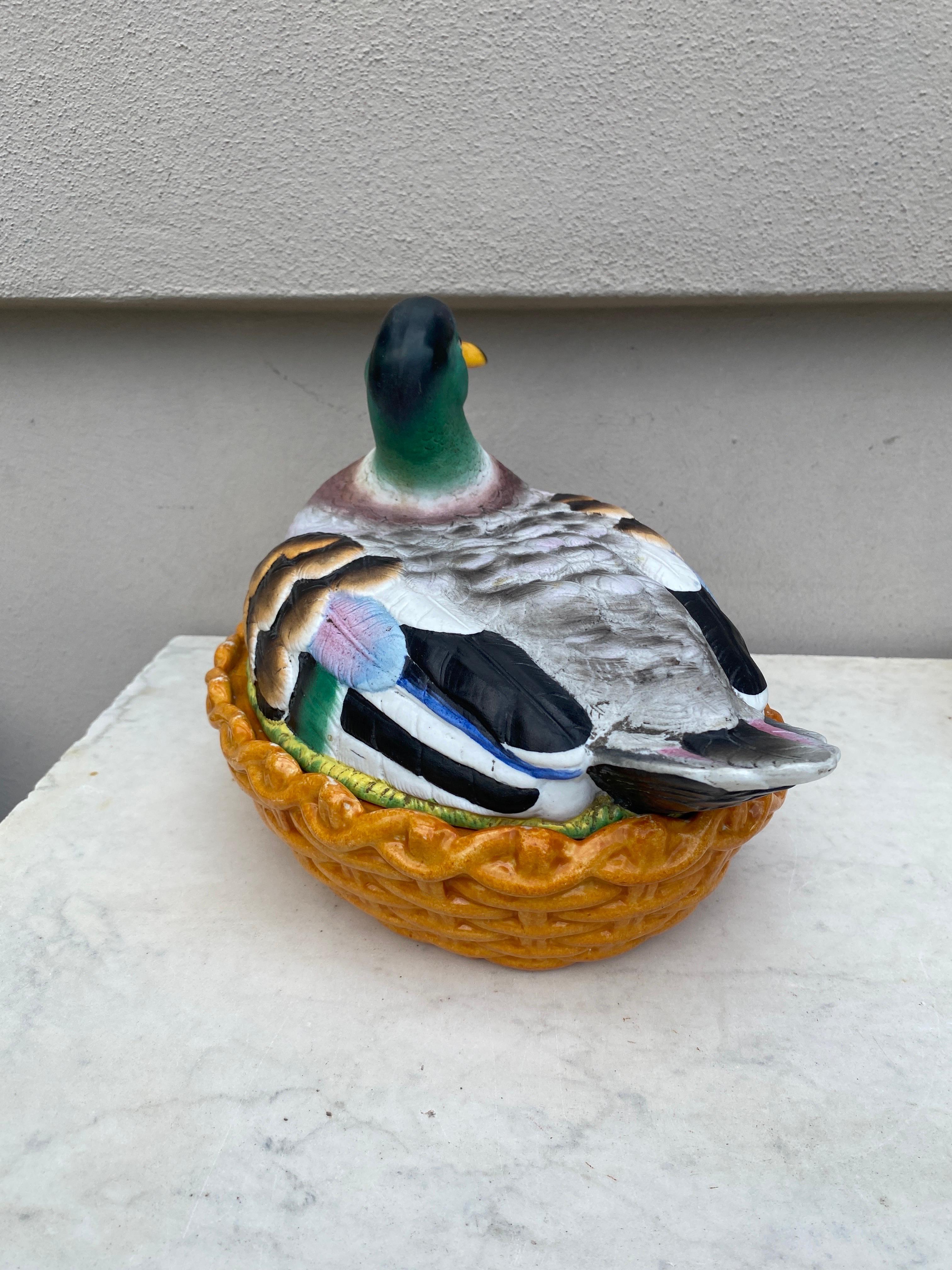 Seltene große französische Porzellan-Ententerrine aus dem 19. Jahrhundert (Französisch) im Angebot
