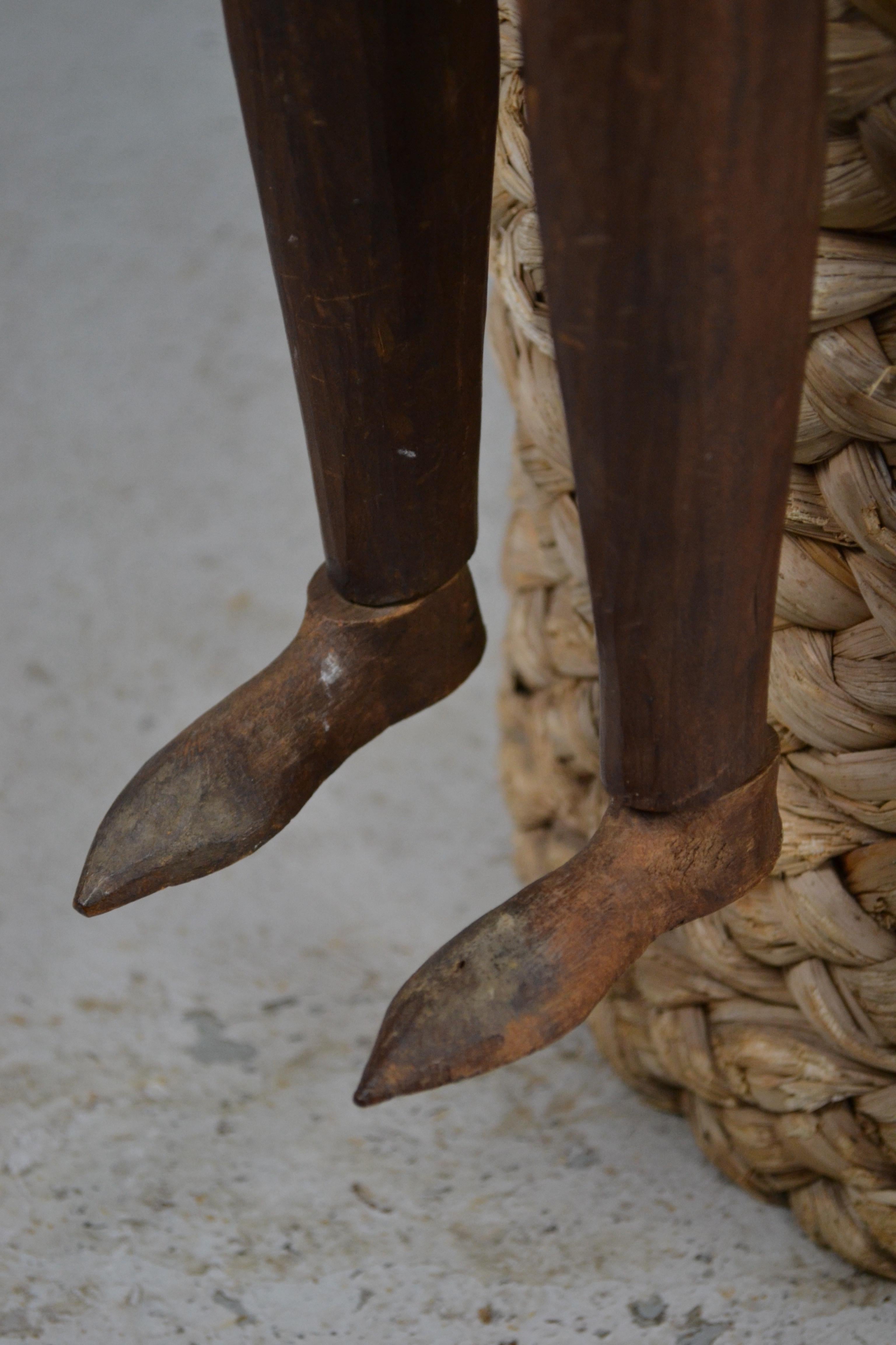 Rare Large 19th-Century French Walnut Articulated Artist’s Mannequin in vendita 7