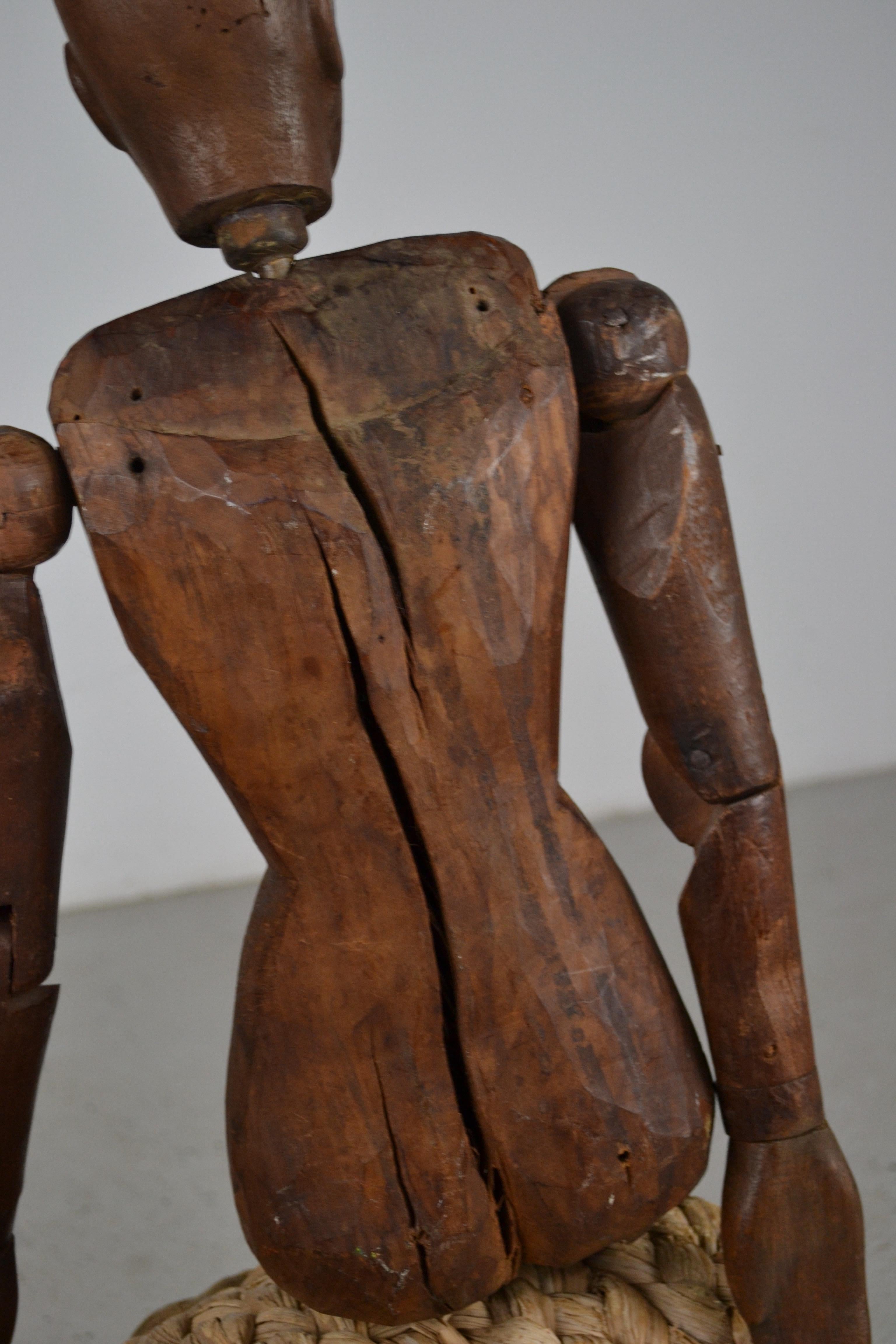 Rare Large 19th-Century French Walnut Articulated Artist’s Mannequin in vendita 8