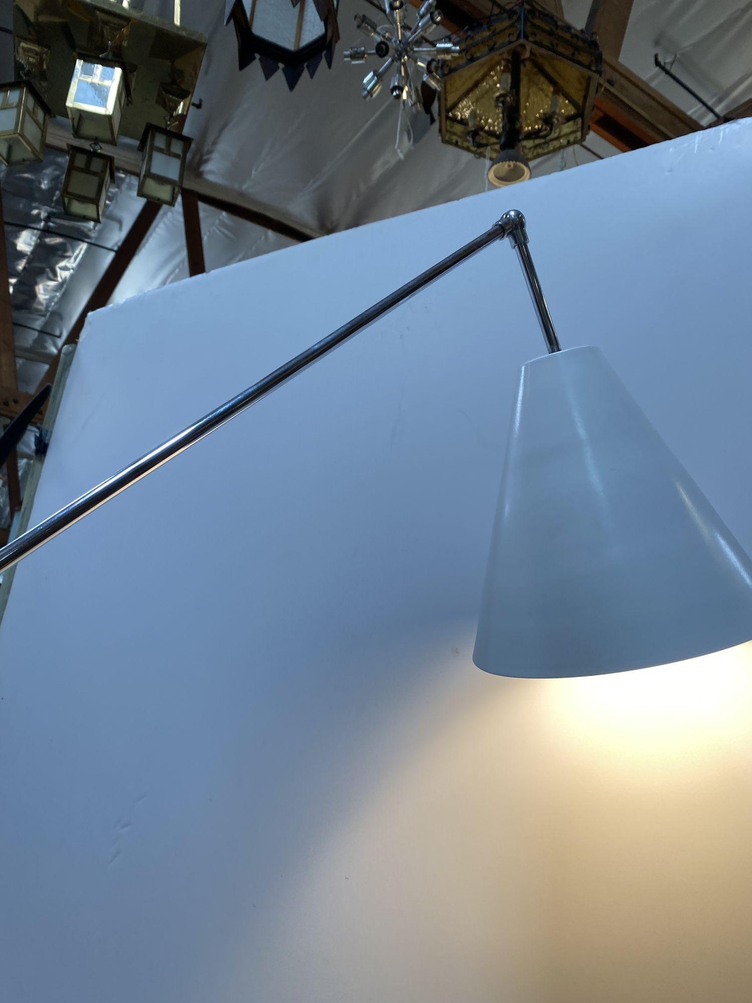 Mid-20th Century Rare Large Adjustable Mid-Century Italian Floor Lamp Robert Sonnema For Sale