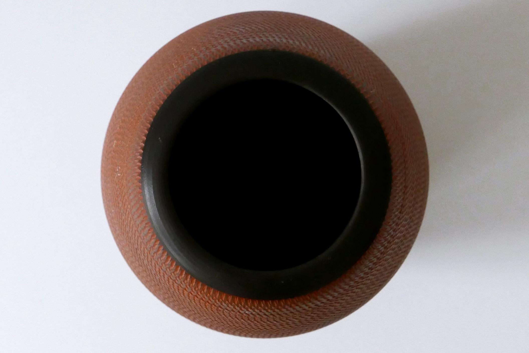 Raro, grande ed elegante vaso da terra in ceramica della metà del secolo scorso, Germania anni '60 in vendita 7