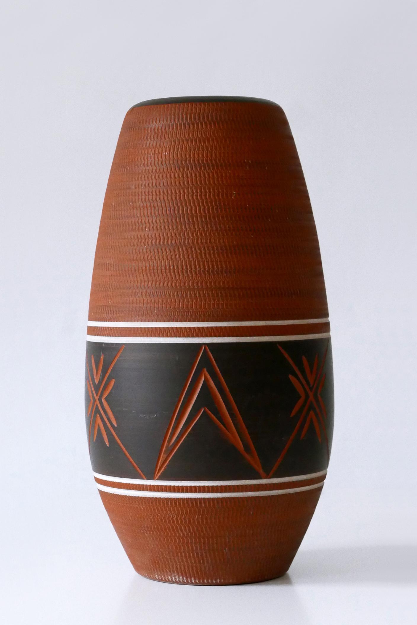 Raro, grande ed elegante vaso da terra in ceramica della metà del secolo scorso, Germania anni '60 in vendita 1