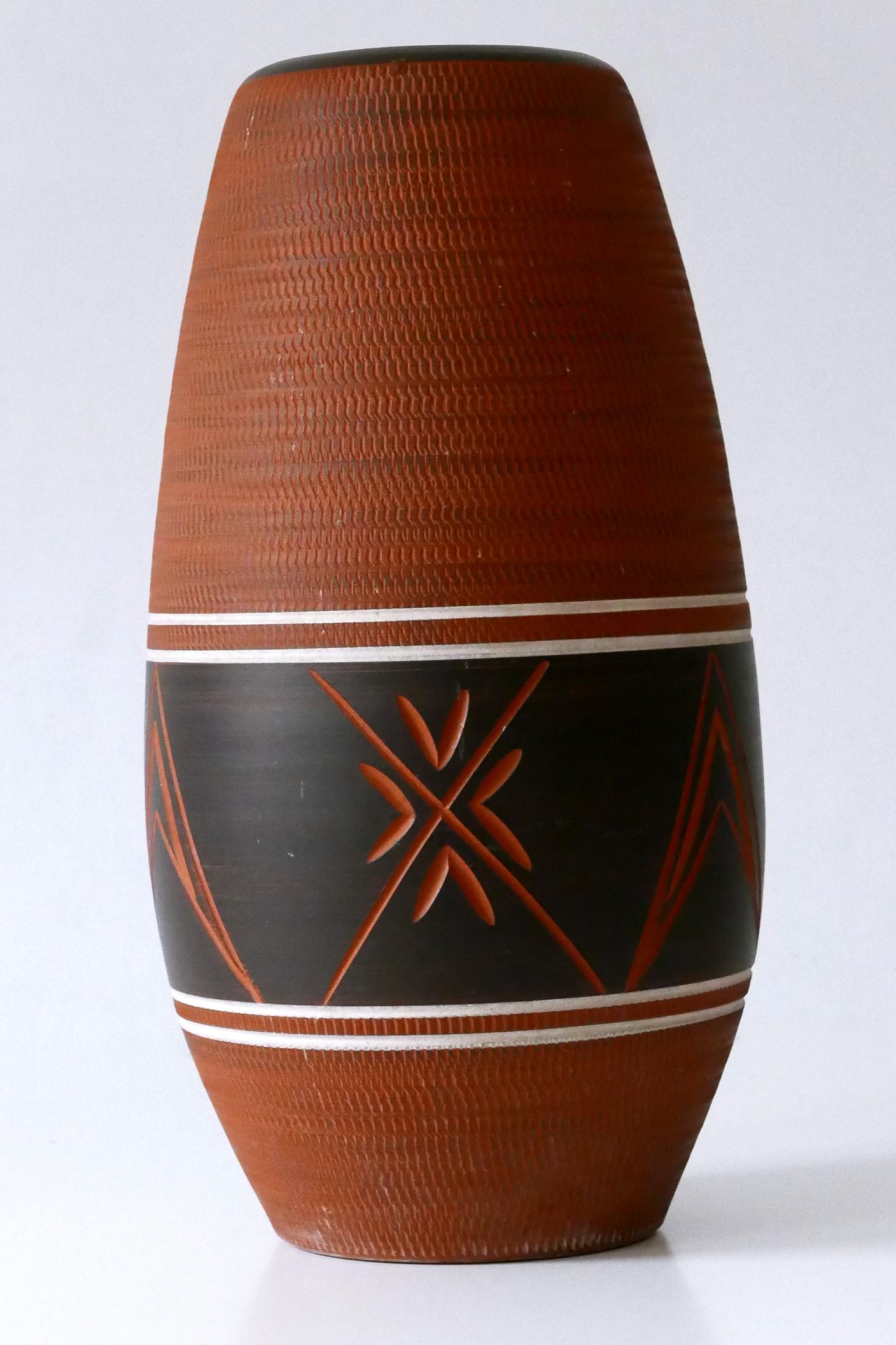 Raro, grande ed elegante vaso da terra in ceramica della metà del secolo scorso, Germania anni '60 in vendita 2