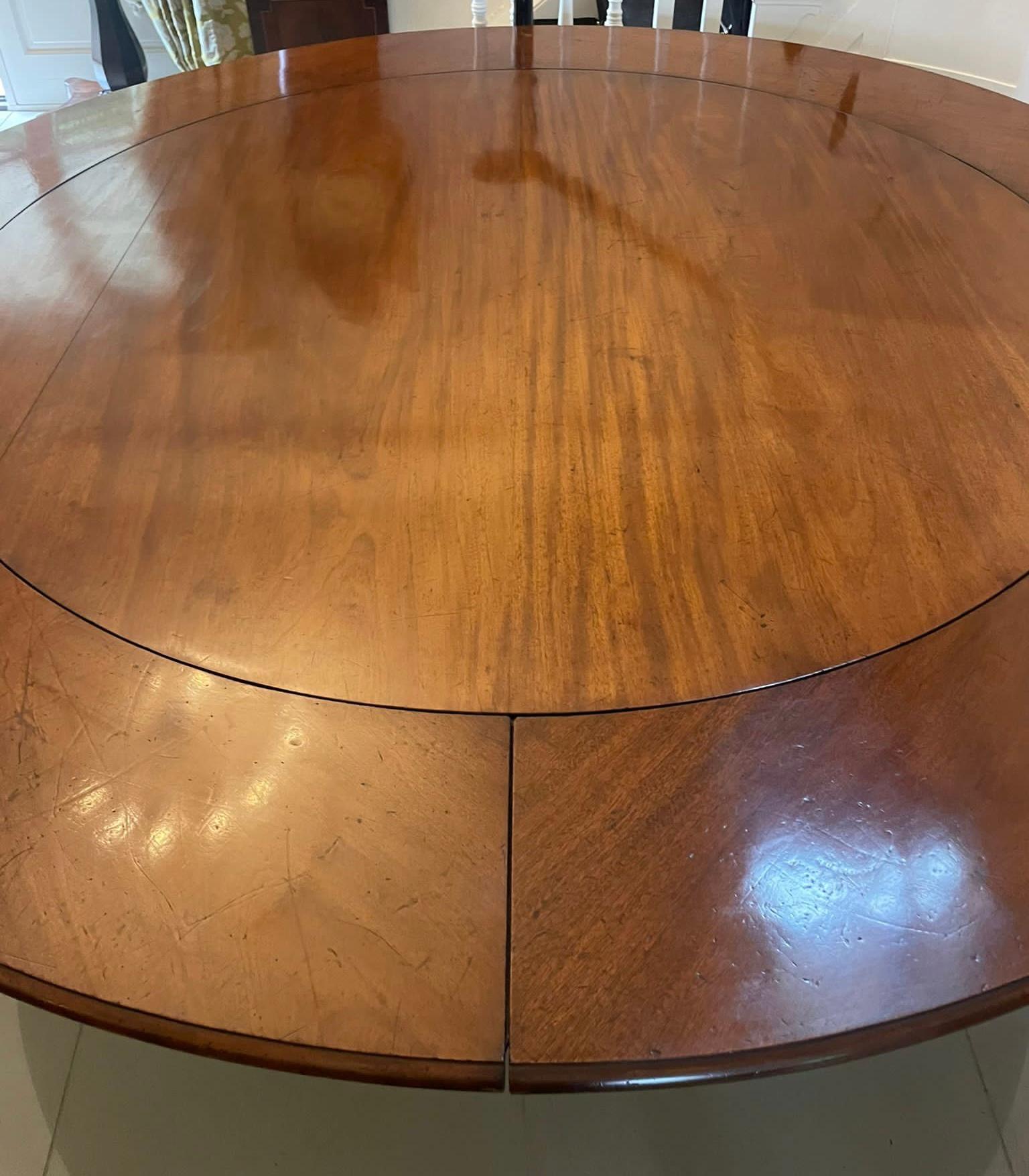 English Rare Large Antique 10 Seater Carved Mahogany Circular Extending Dining Table For Sale
