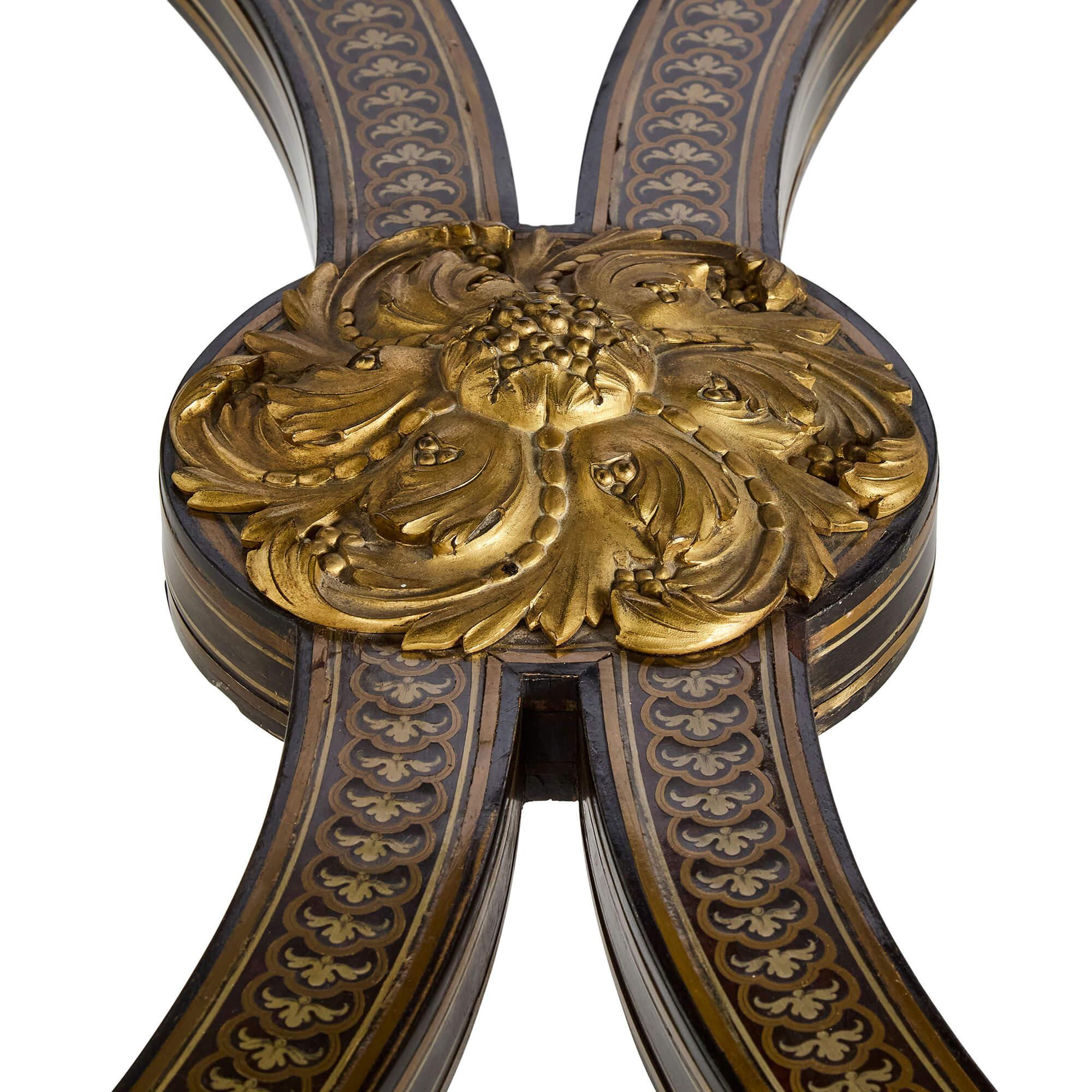 Seltener großer antiker Boulle-Marketerie-Mitteltisch Henry Dasson Wallace Collection'S (Messing) im Angebot