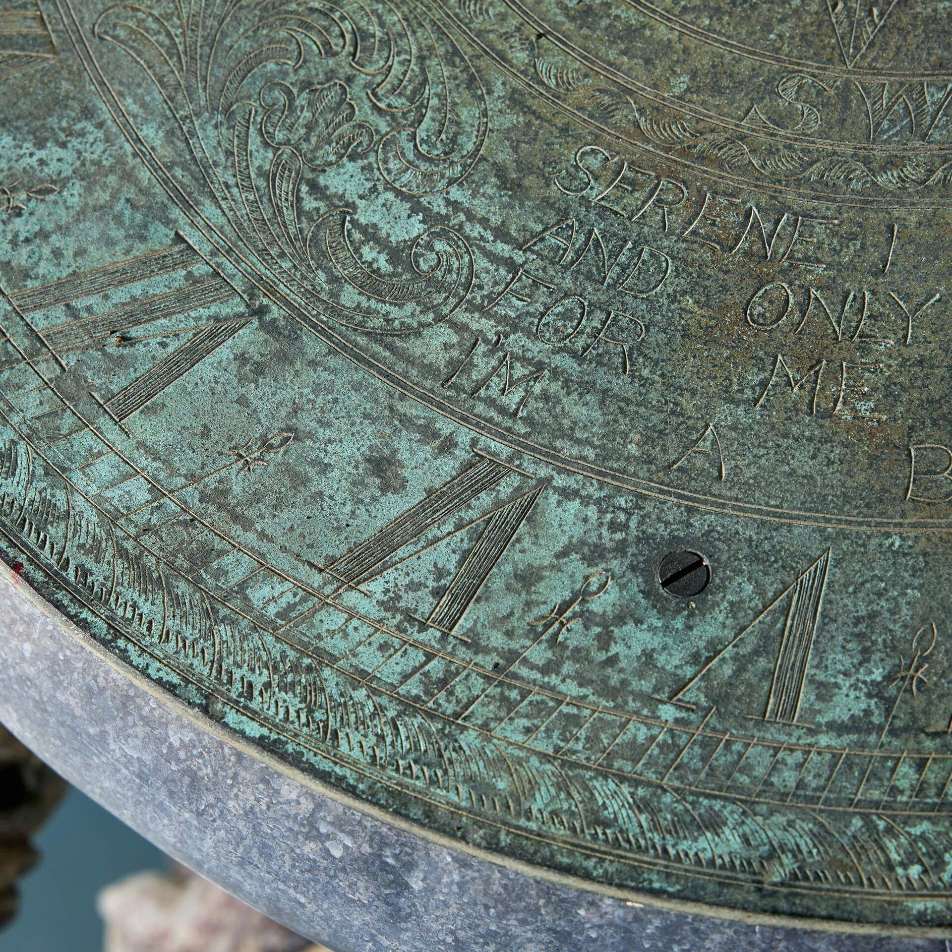 Rare grand et ancien chérubin de jardin Sundial en vente 2