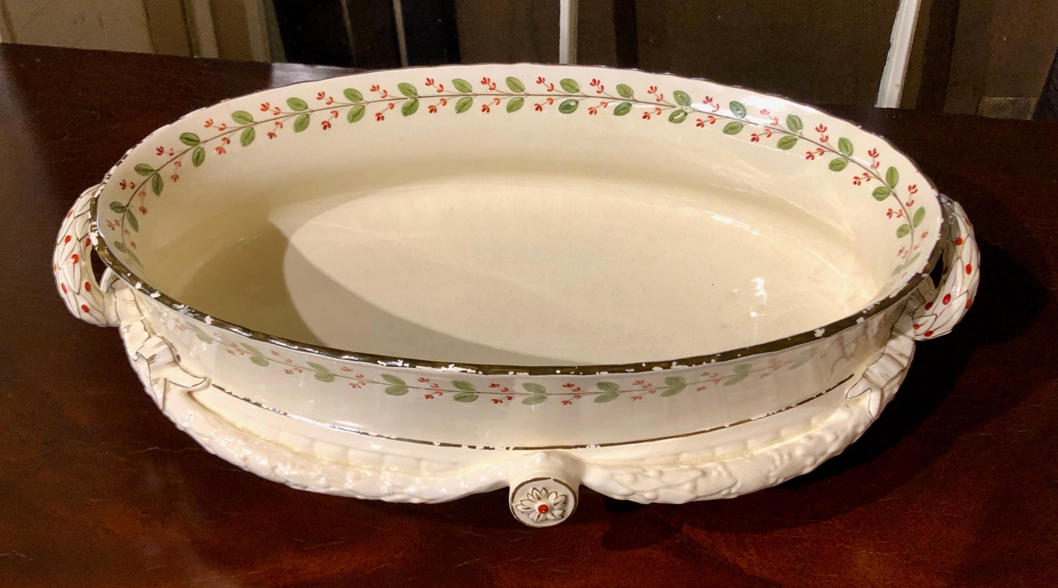 George III Rare Large Antique English Early 19th C. Wedgwood Queensware 'Creamware' Bowl For Sale