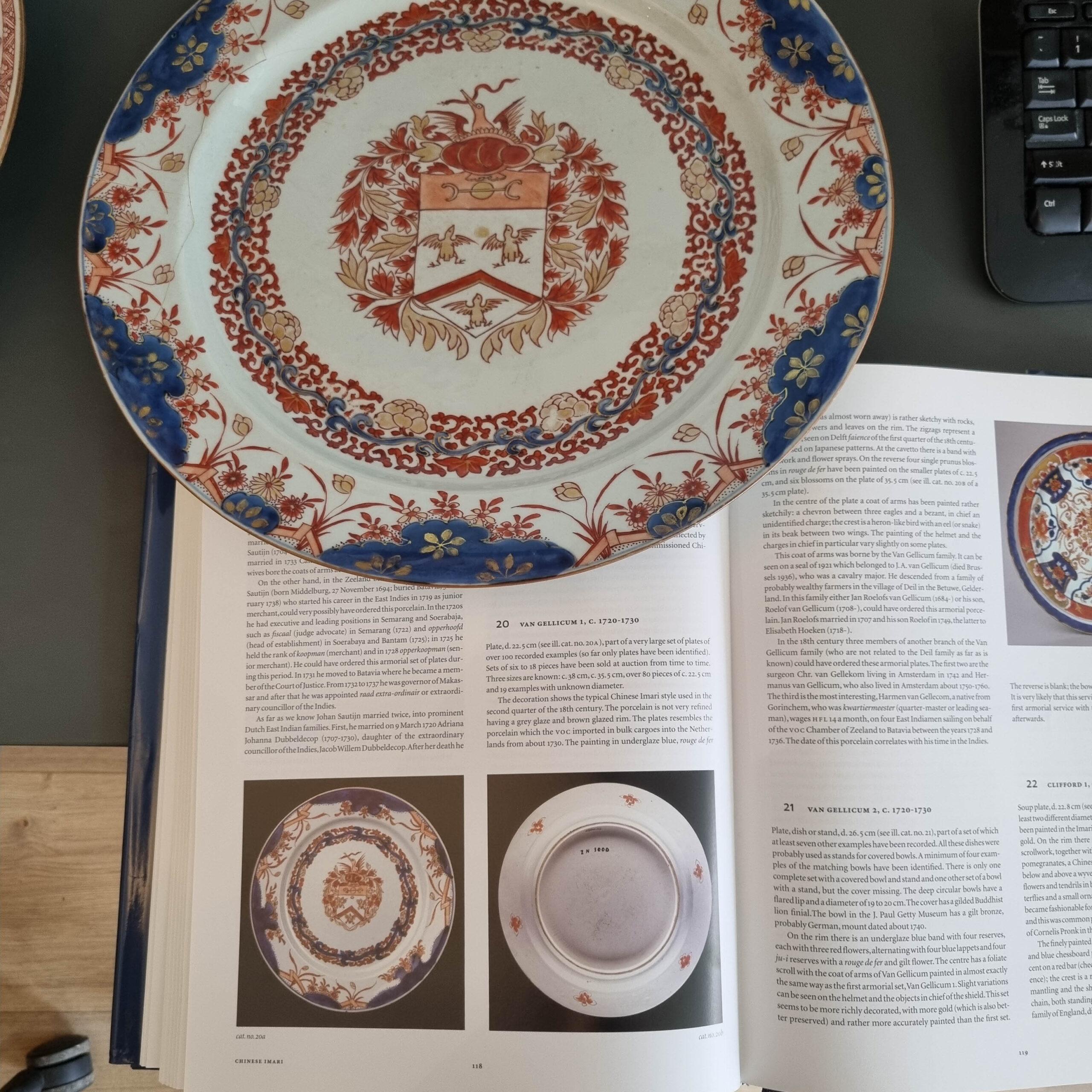 Rare Large Antique Kangxi Chinese Porcelain Armorial Charger Van Gellicum 5