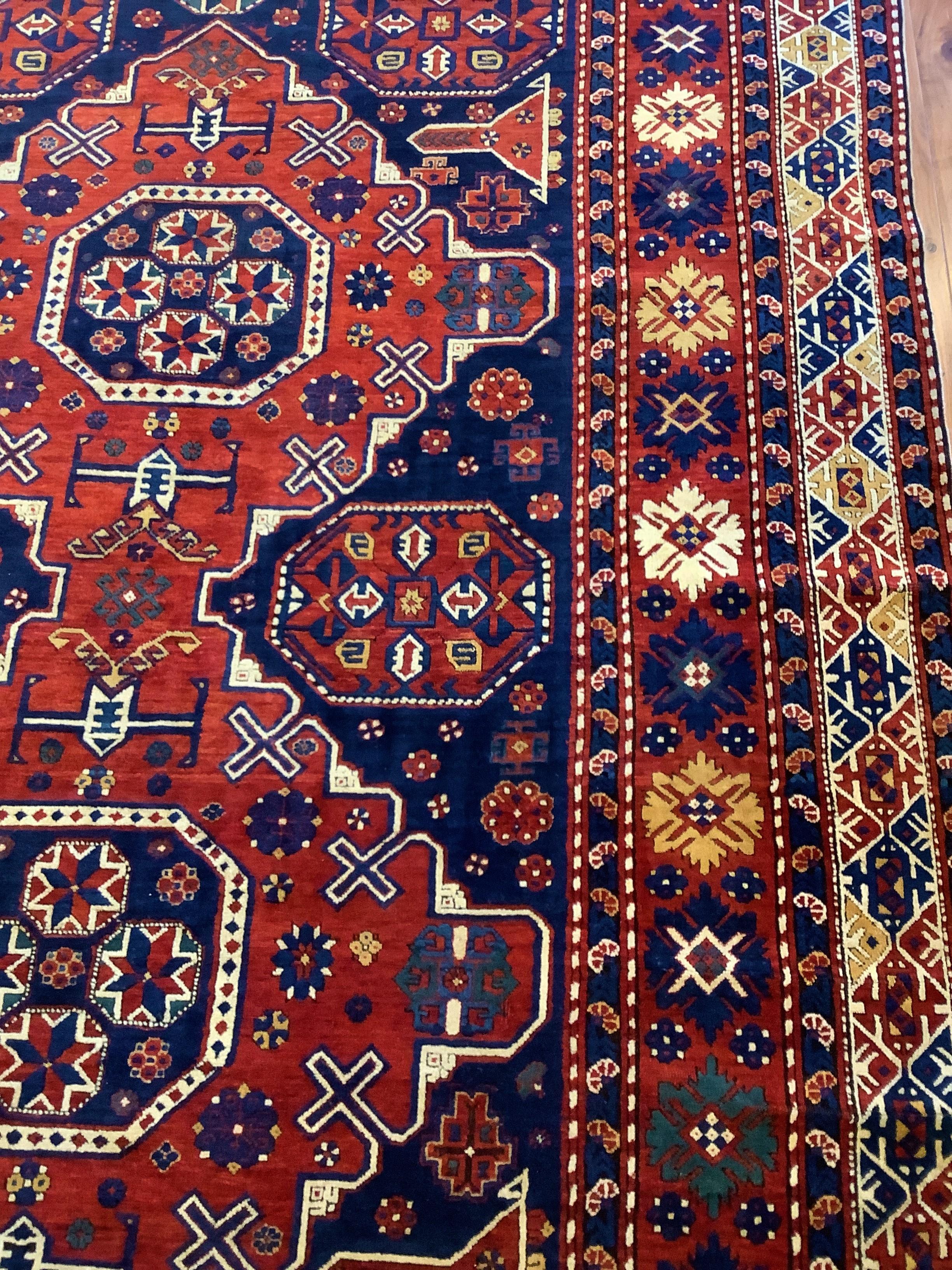 Laine Rare grand tapis ancien Shirvan Konagend en vente