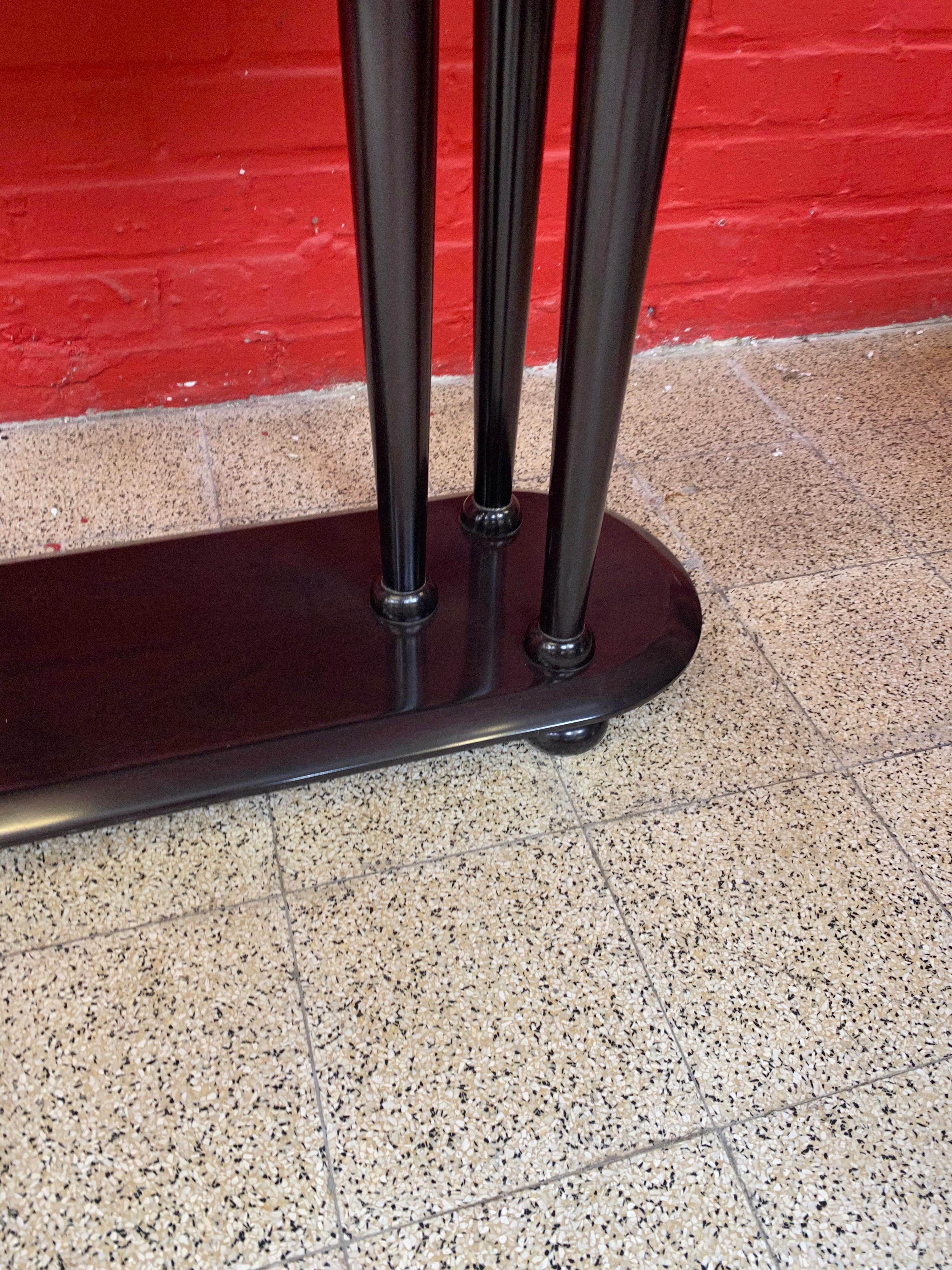 French Rare Large Art Deco Console in Varnished walnut, circa 1925 For Sale