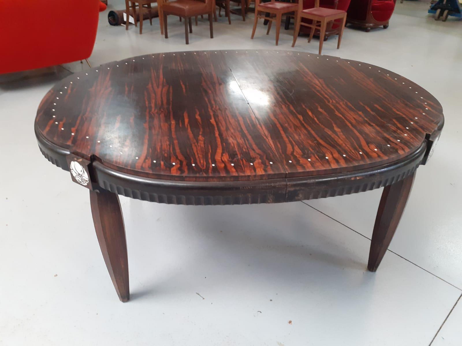 Rare Large Art Deco Table in Macassar Ebony and Ivory, circa 1925 For Sale 1