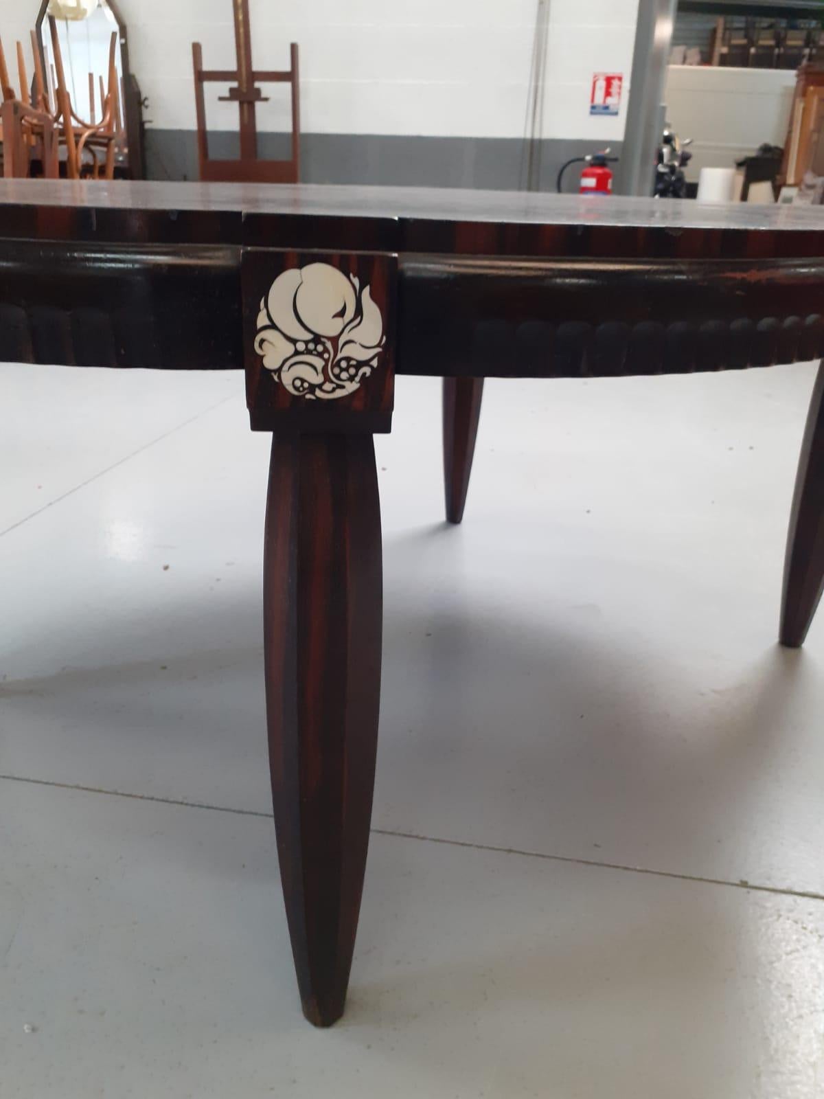 Rare Large Art Deco Table in Macassar Ebony and Ivory, circa 1925 For Sale 2