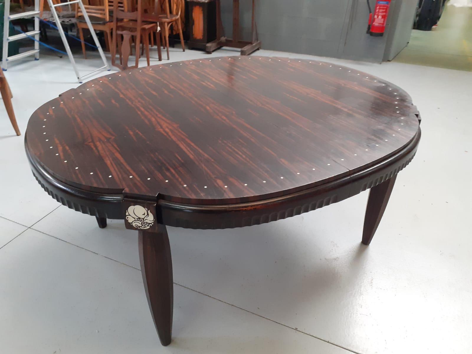 Rare Large Art Deco Table in Macassar Ebony and Ivory, circa 1925 For Sale 3
