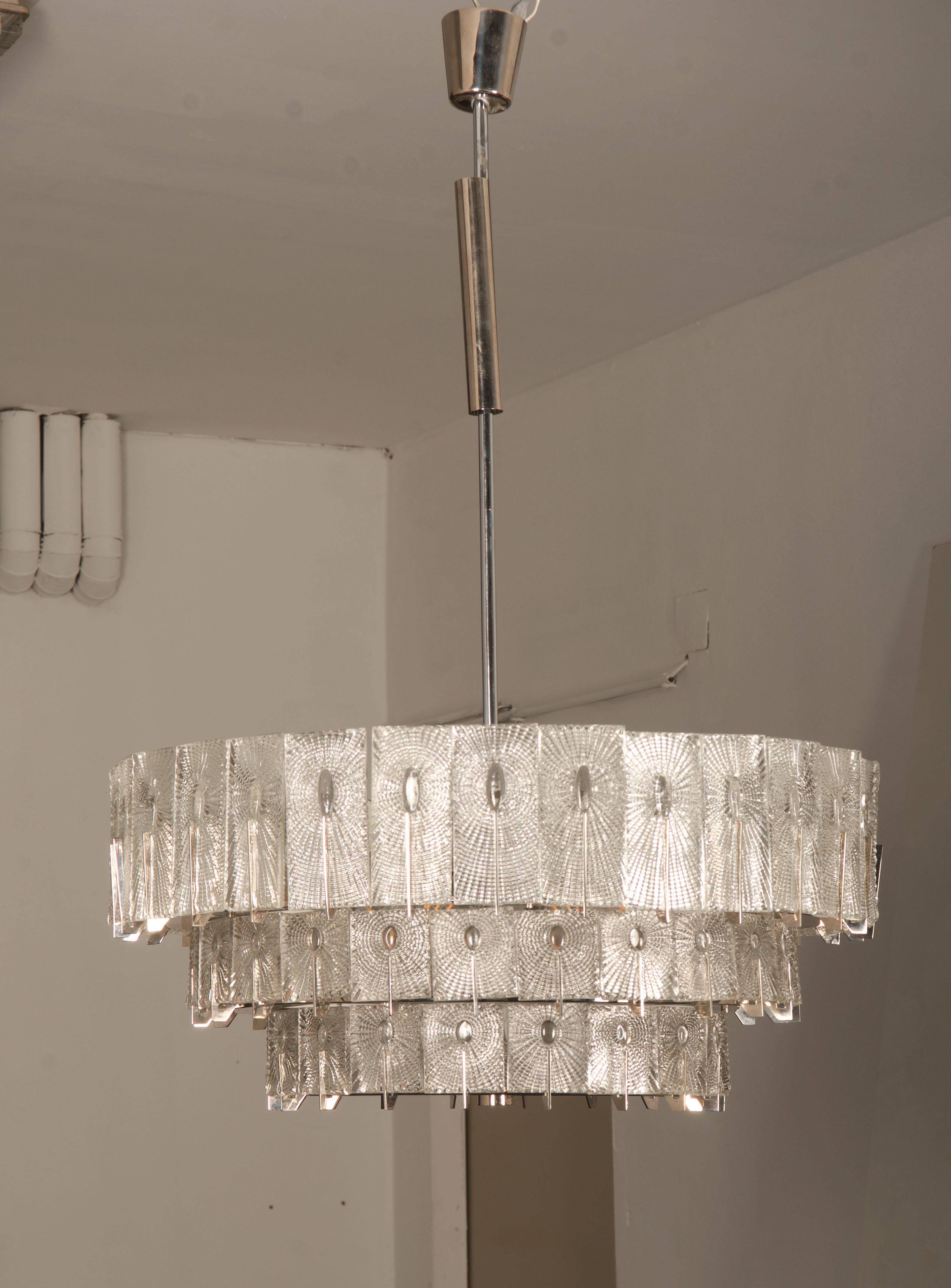 Rare Large Austrian Exclusive Glass Chandelier by Rupert Nikoll 1