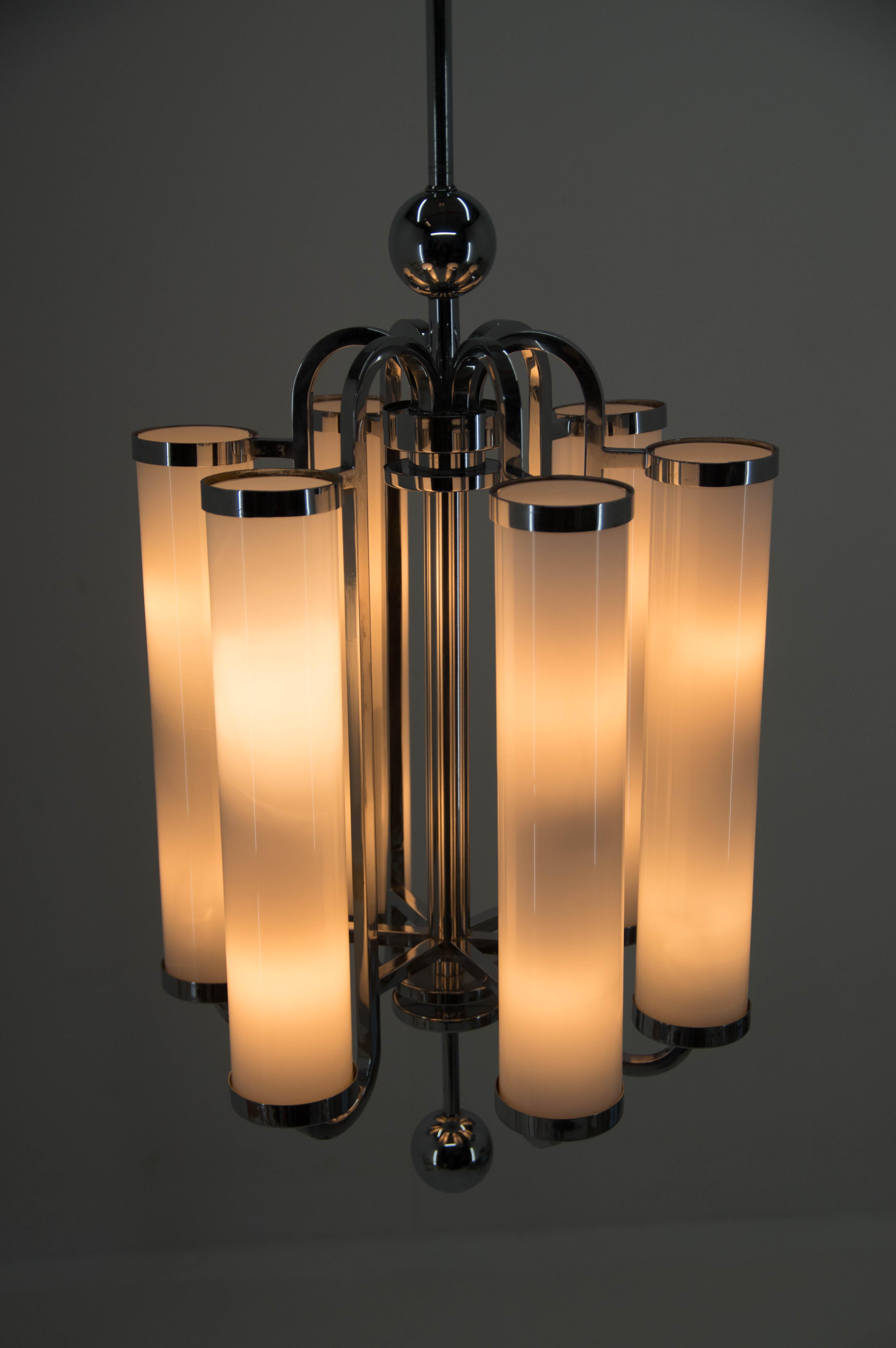 Rare Large Bauhaus Chrome-Plated Tubular Chandelier, 1930s For Sale 4