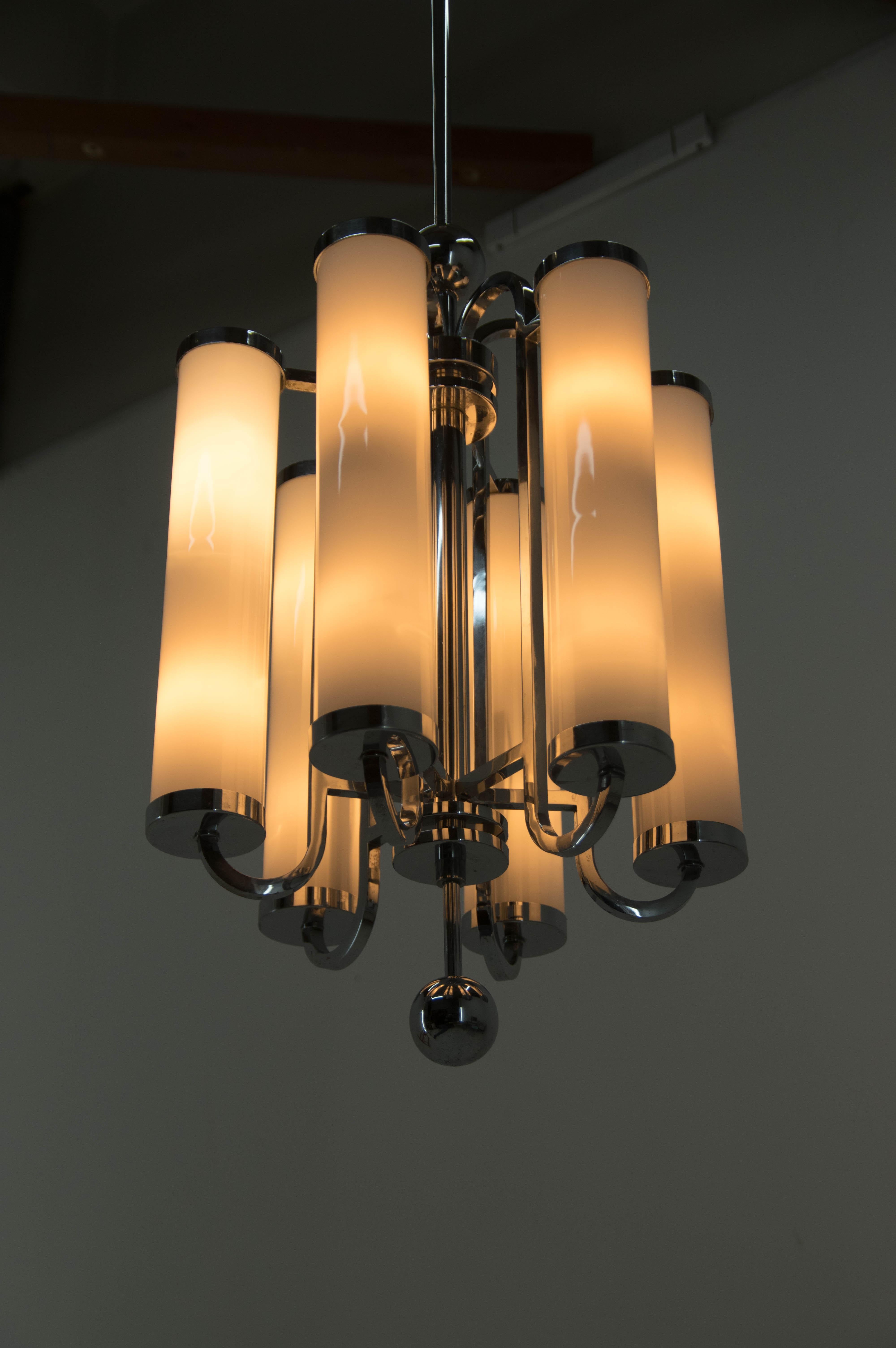 Rare Large Bauhaus Chrome-Plated Tubular Chandelier, 1930s For Sale 5