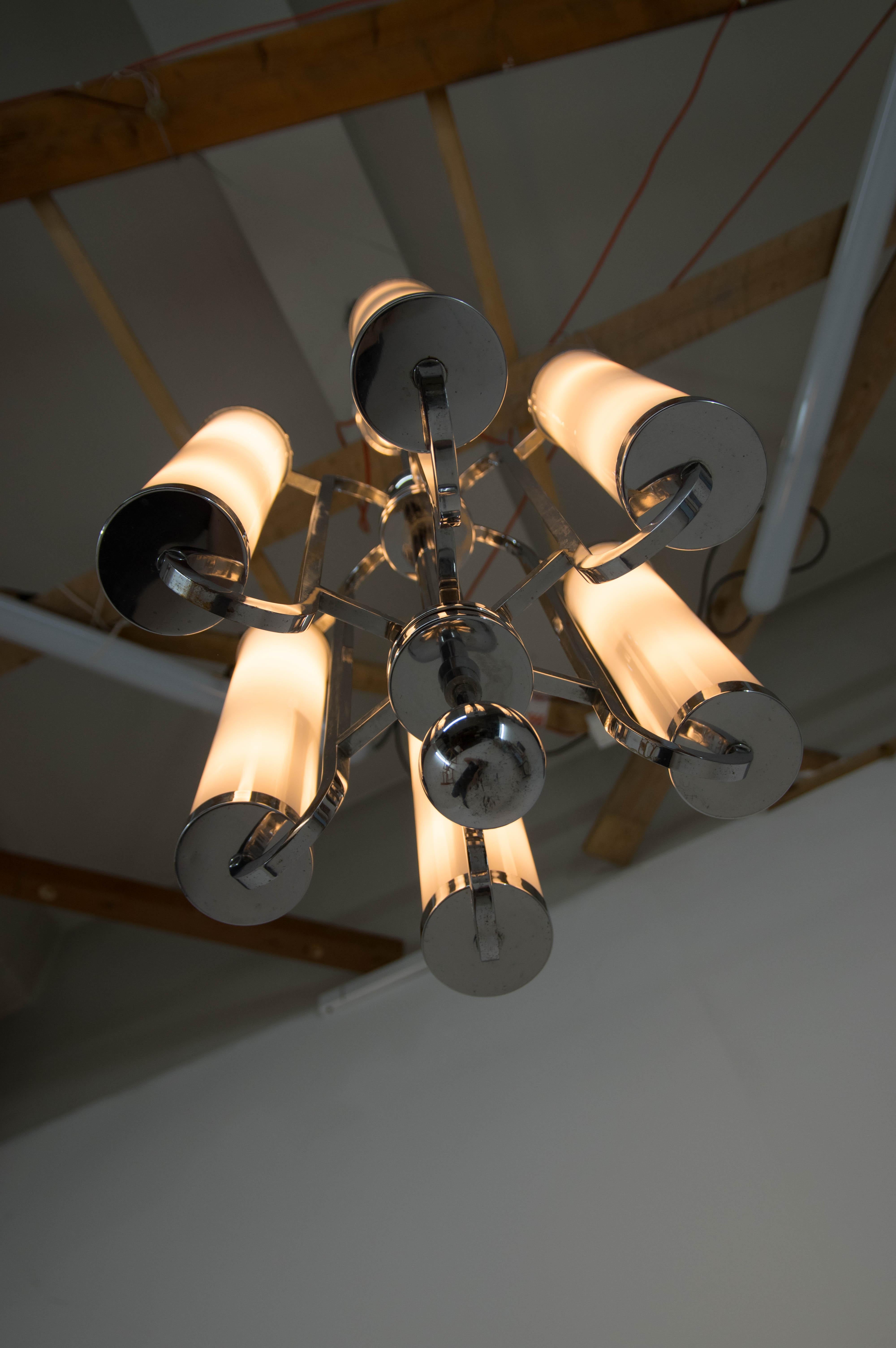 Rare Large Bauhaus Chrome-Plated Tubular Chandelier, 1930s For Sale 2