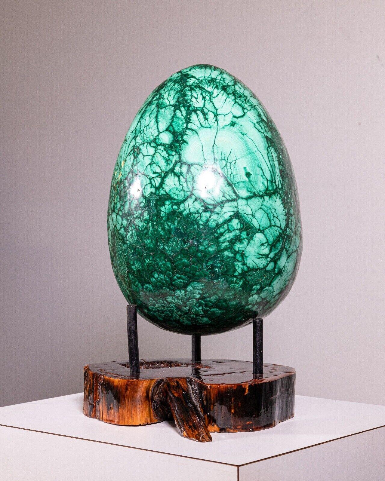 Rare Large Belle Epoque Russian Carved Forest Malachite Egg In Good Condition For Sale In Keego Harbor, MI