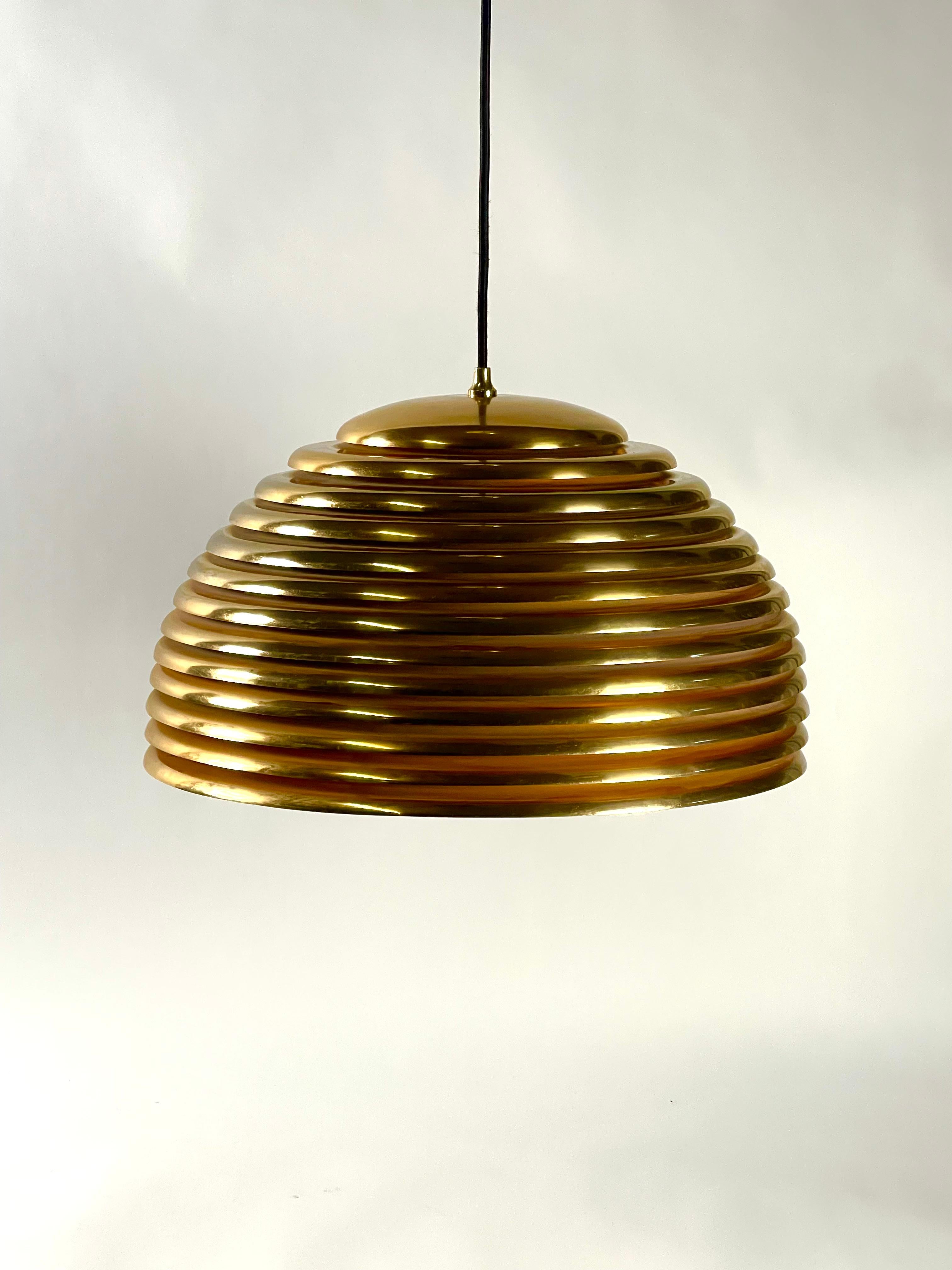 Rare Large Brass / Golden Saturno Pendant Lamp by Kazuo Motozawa for Staff In Good Condition For Sale In Las Vegas, NV