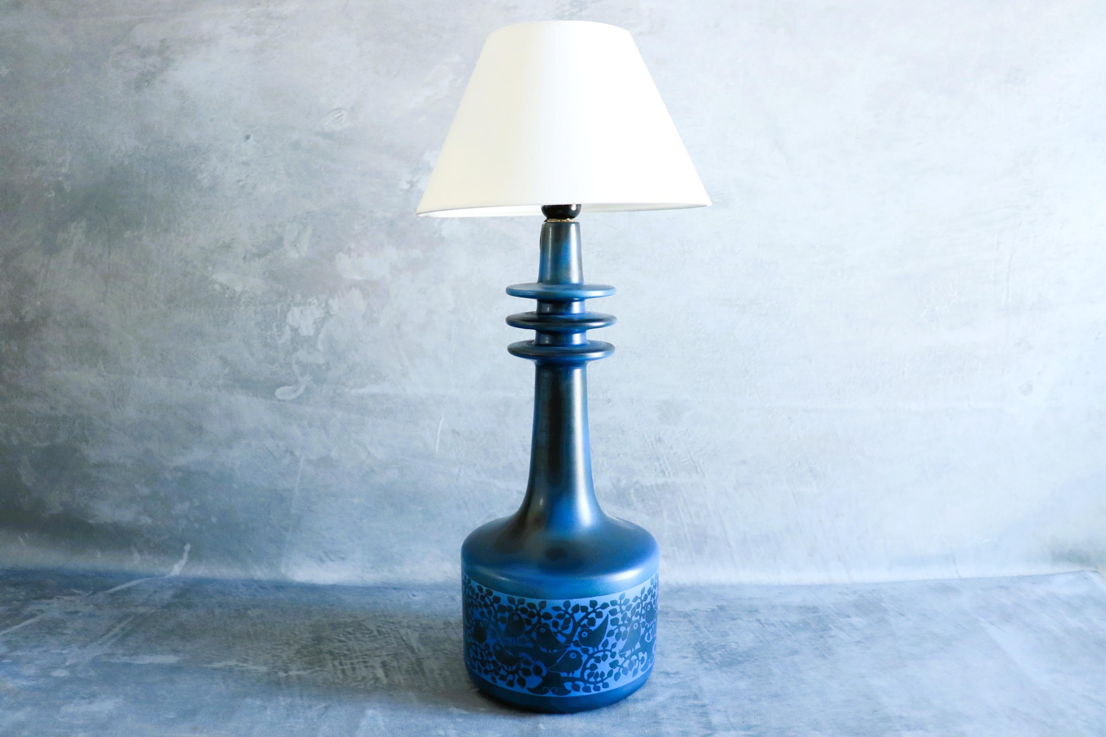 Mid-Century moderno Rara grande lampada da tavolo in ceramica di René Maurel, Francia era Capron, Jouve, Ruelland in vendita
