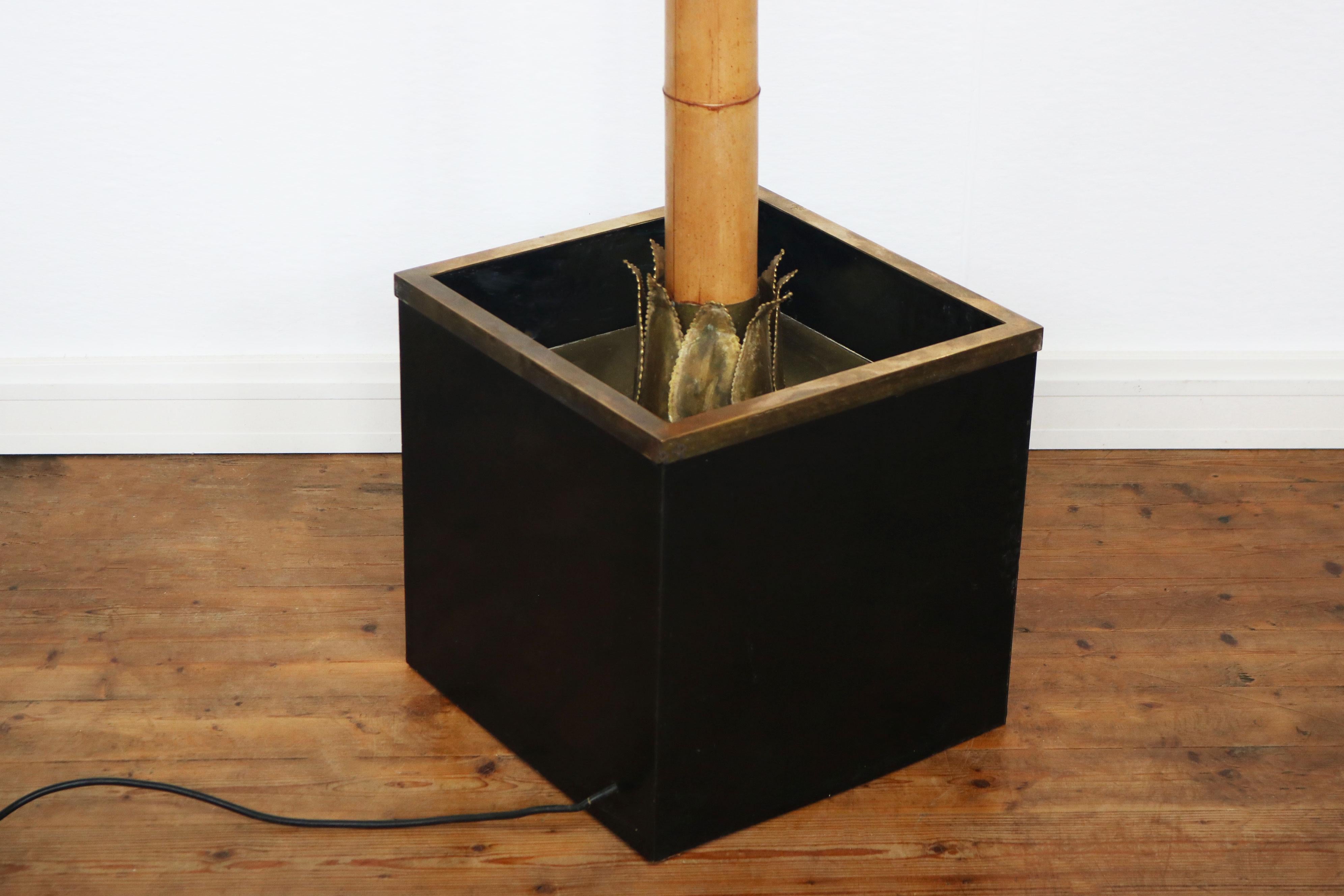 Brass Rare large Christian Techoueyres Palm tree floor lamp for Maison Jansen 1970 For Sale
