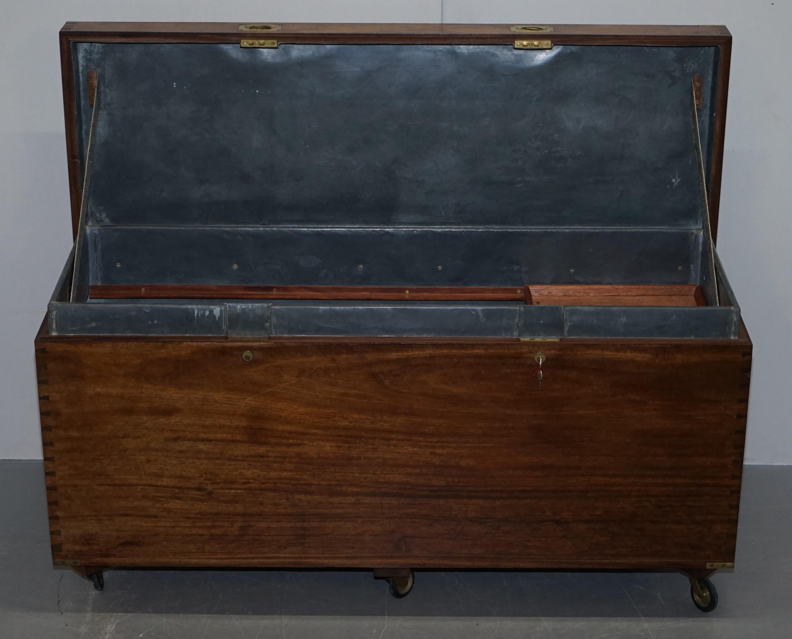 Rare Large circa 1900 Military Campaign Chest Trunk Zinc Lined for Champagne Etc For Sale 11