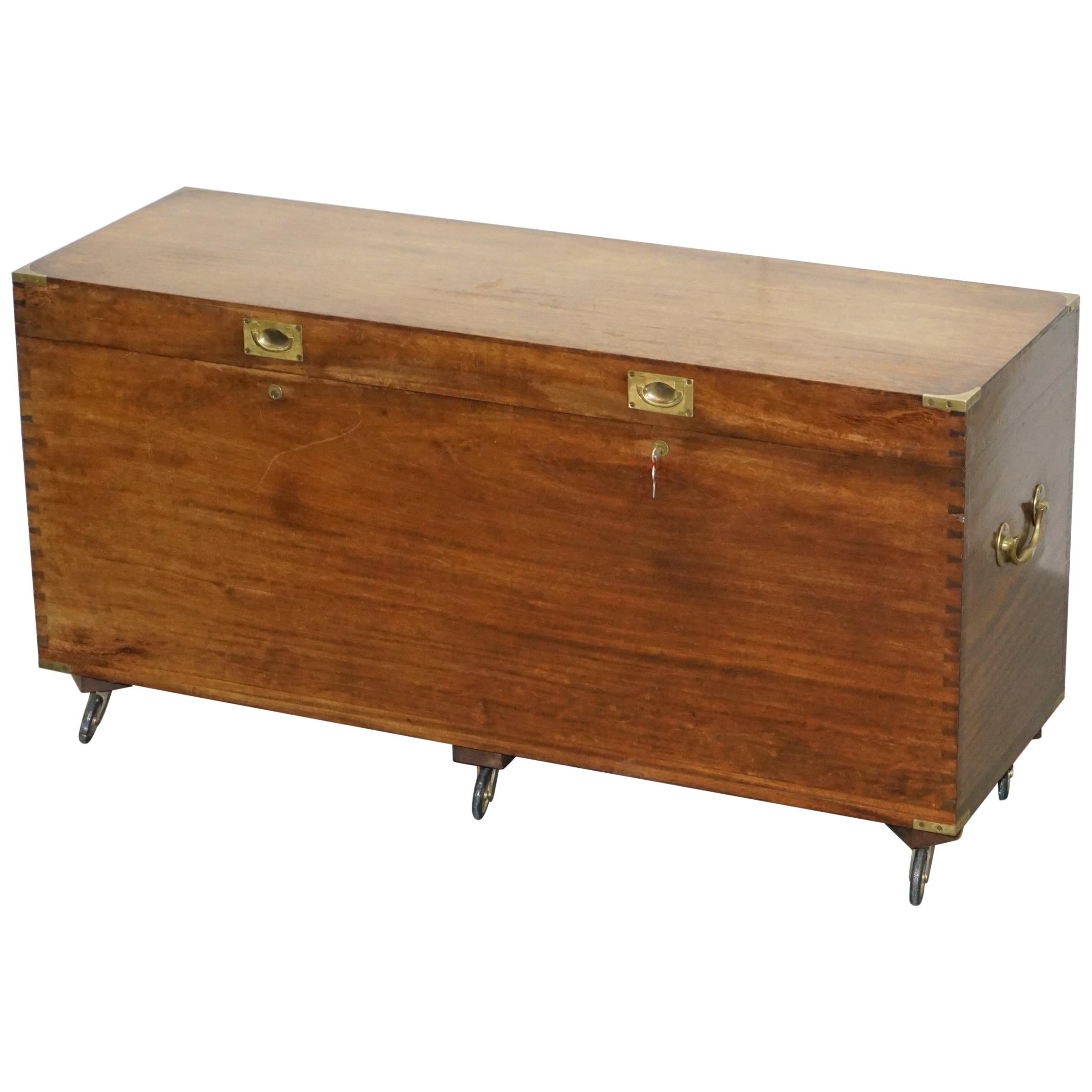 Rare Large circa 1900 Military Campaign Chest Trunk Zinc Lined for Champagne Etc For Sale