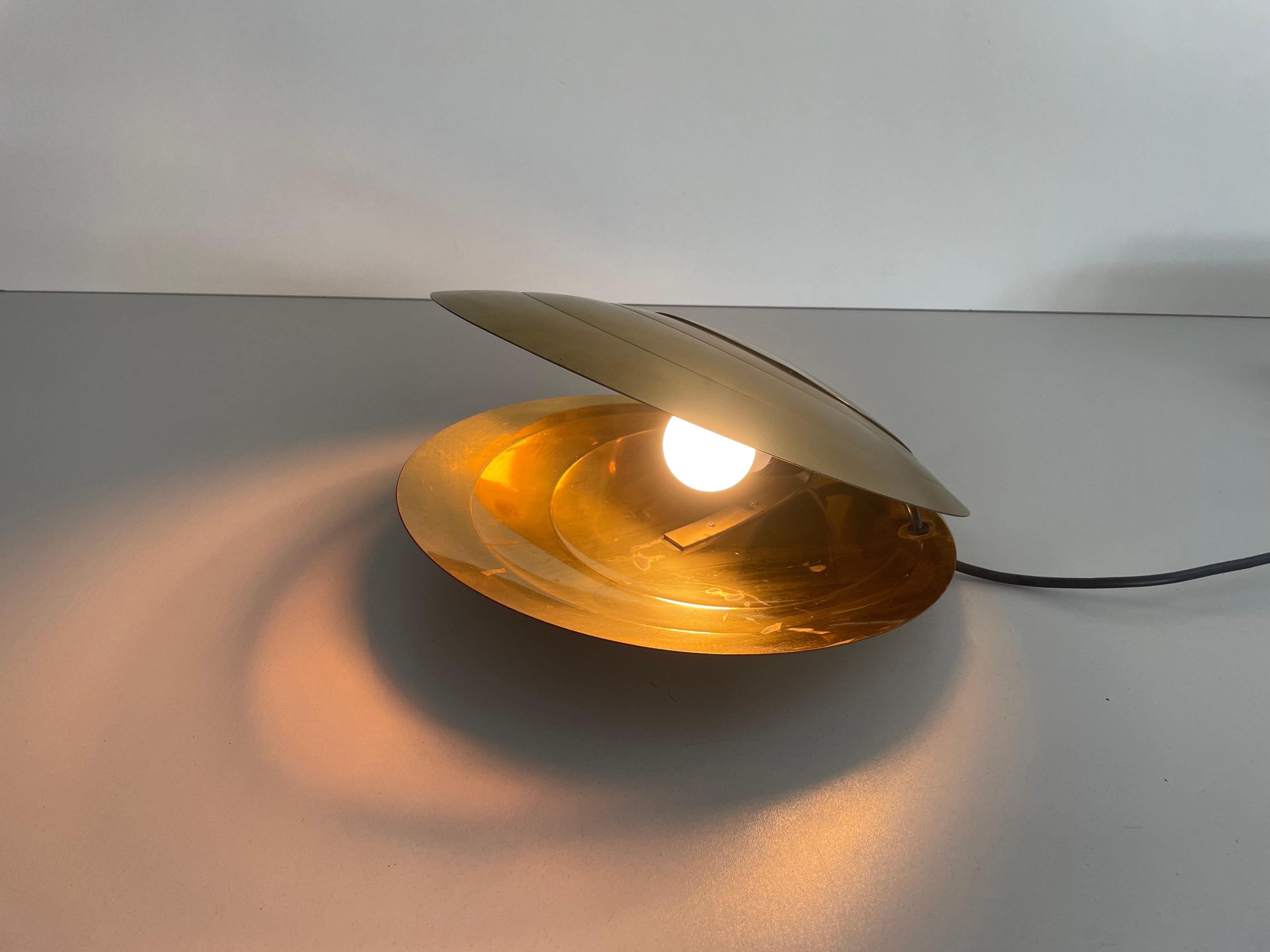 Rare Large Clam Shell Design Brass Table Lamp by Angelo Brotto, 1960s, Italy For Sale 7