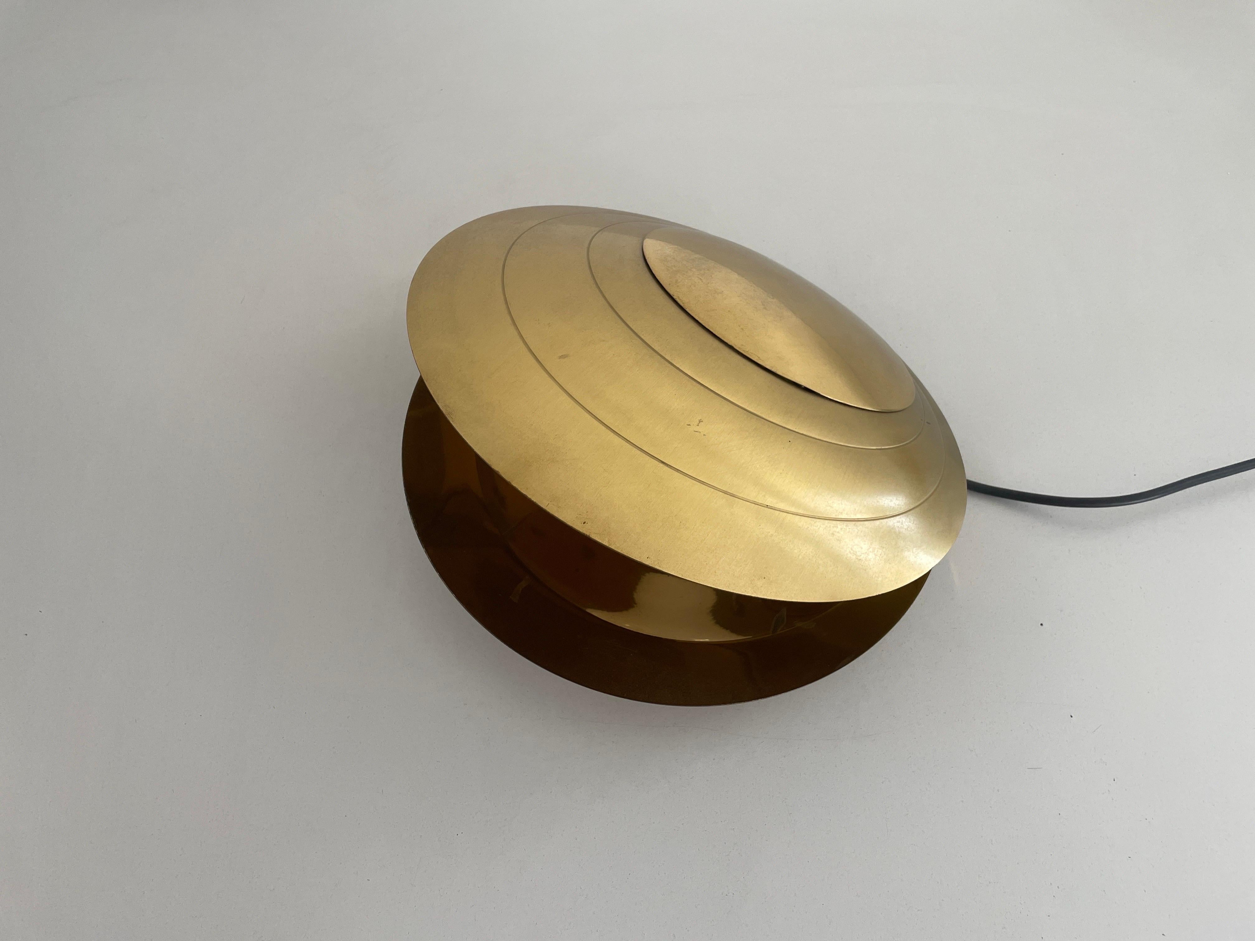 Rare Large Clam Shell Design Brass Table Lamp by Angelo Brotto, 1960s, Italy For Sale 2