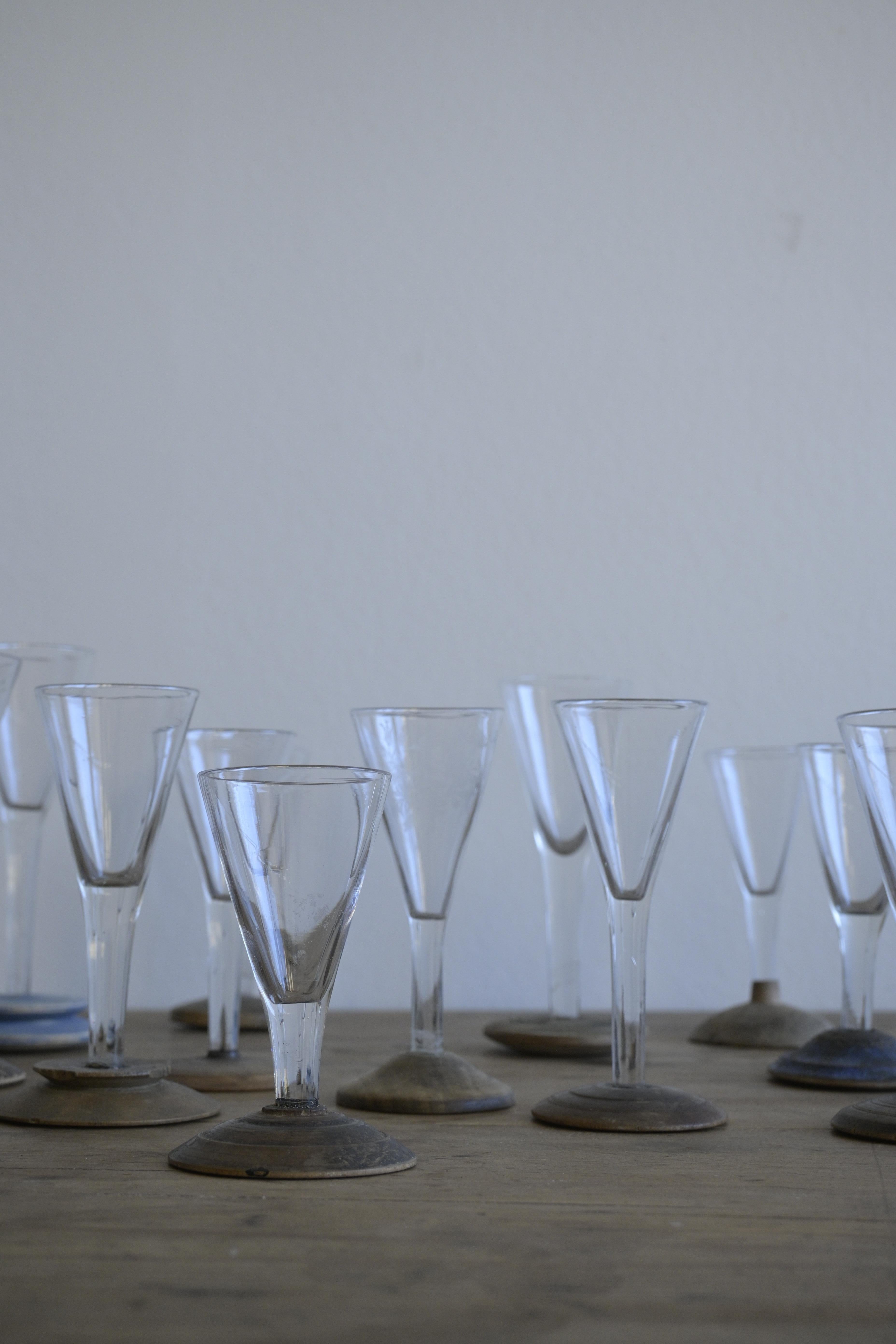 Rara y gran colección de catorce vasos suecos del s. XVIII-XIX Escandinavo moderno en venta