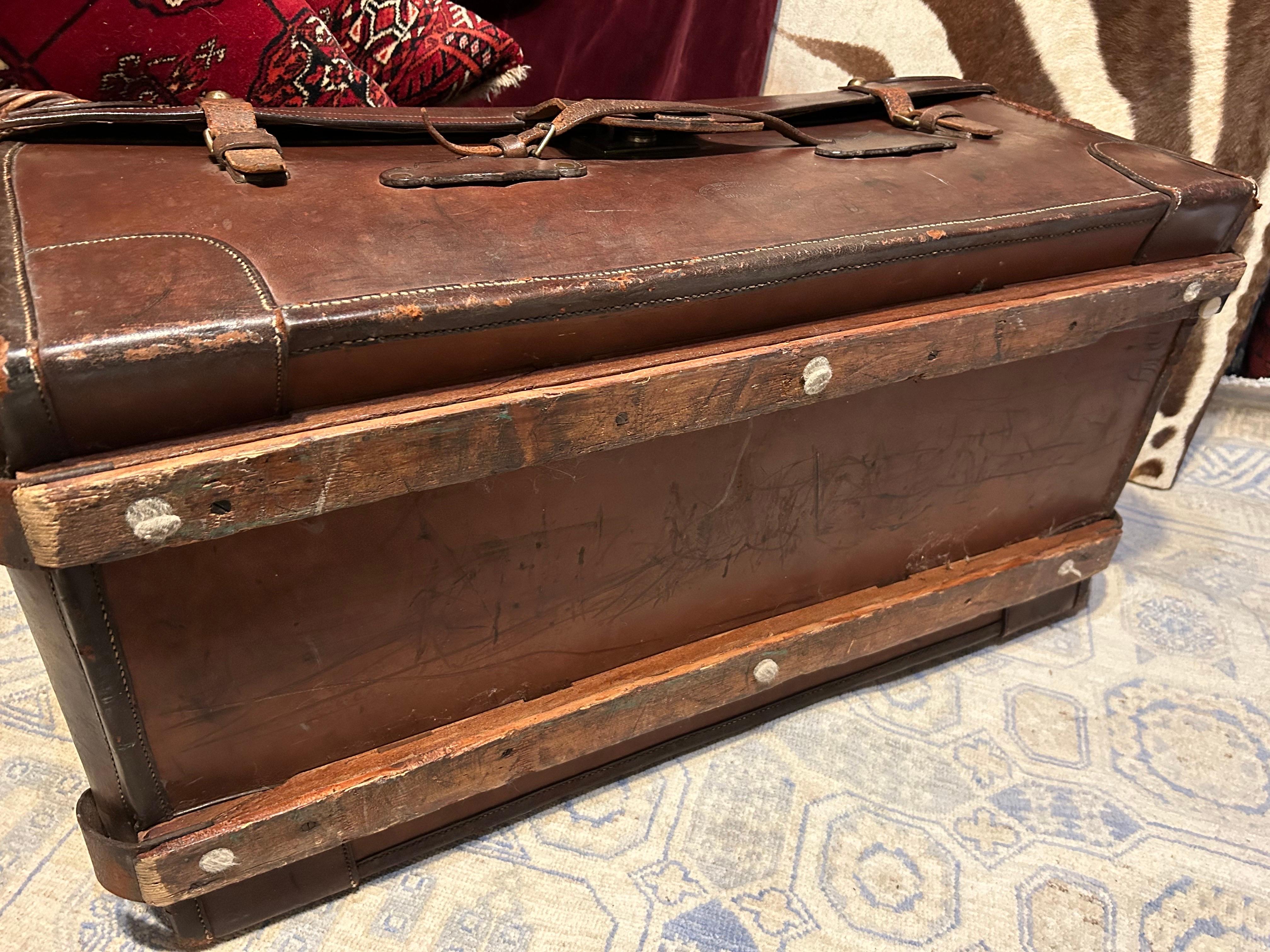 Rare Large Colonial British Raj All Leather Military Campaign Chest Stamped For Sale 1