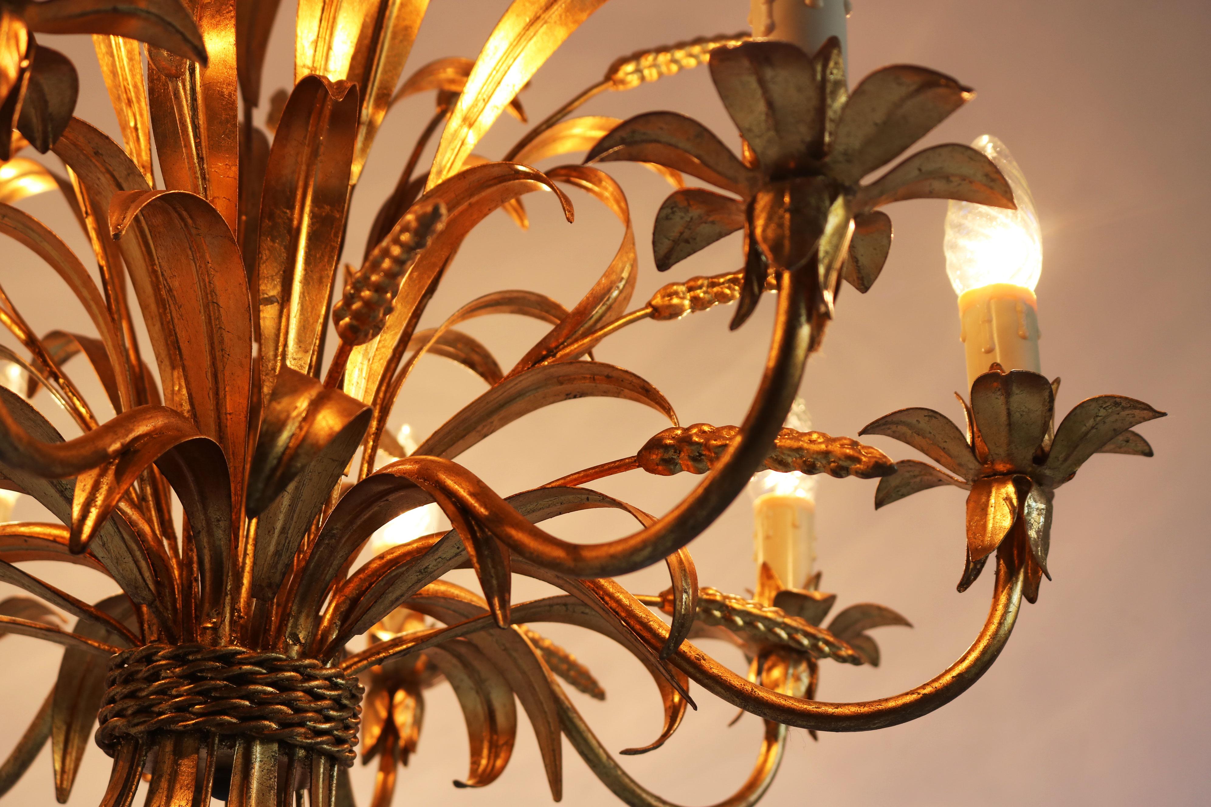 Raro grande lampadario Hans Kögl 1970 ''Cheaf of wheat'' Holywood Regency 8 braccia in vendita 7