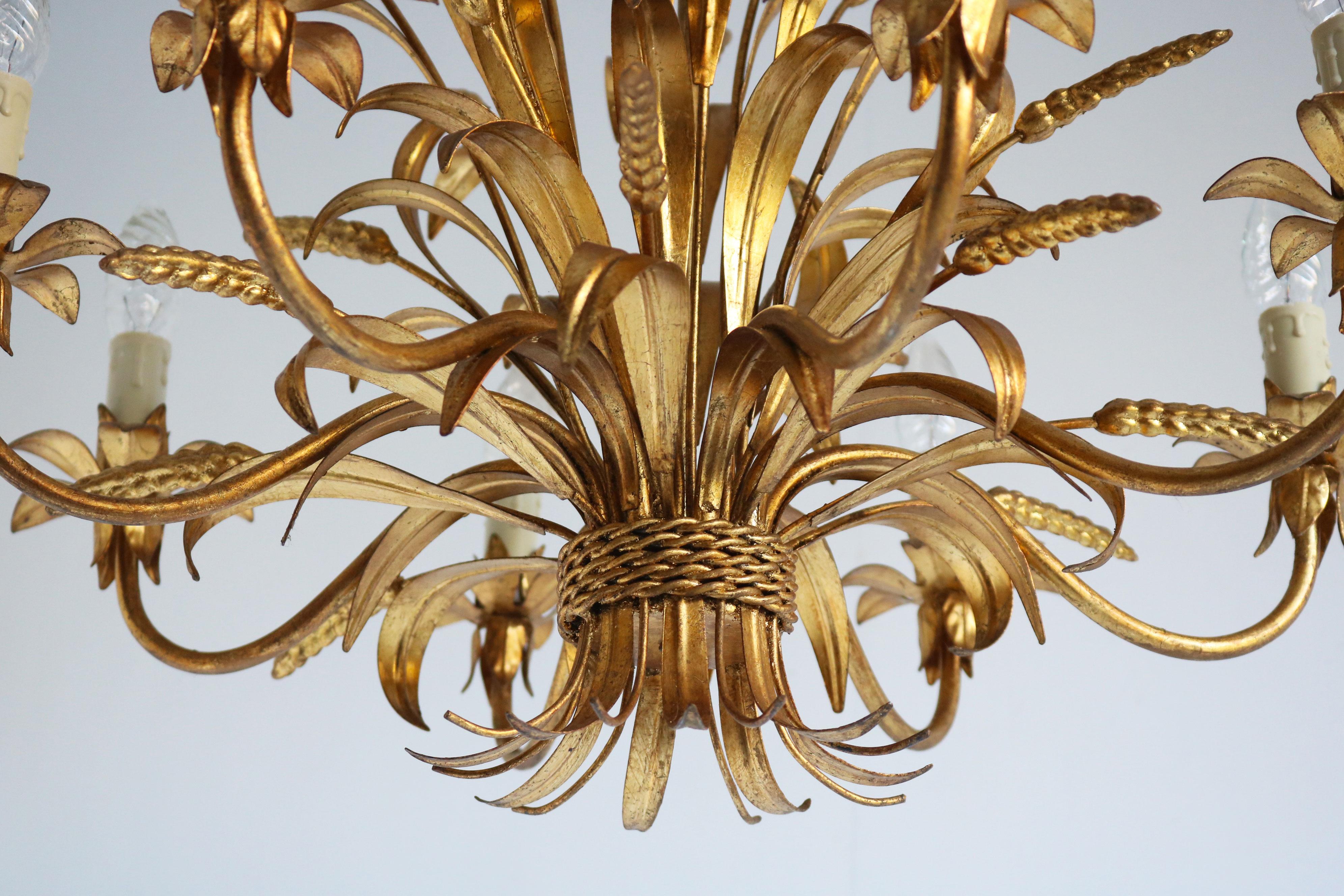 Raro grande lampadario Hans Kögl 1970 ''Cheaf of wheat'' Holywood Regency 8 braccia in vendita 1