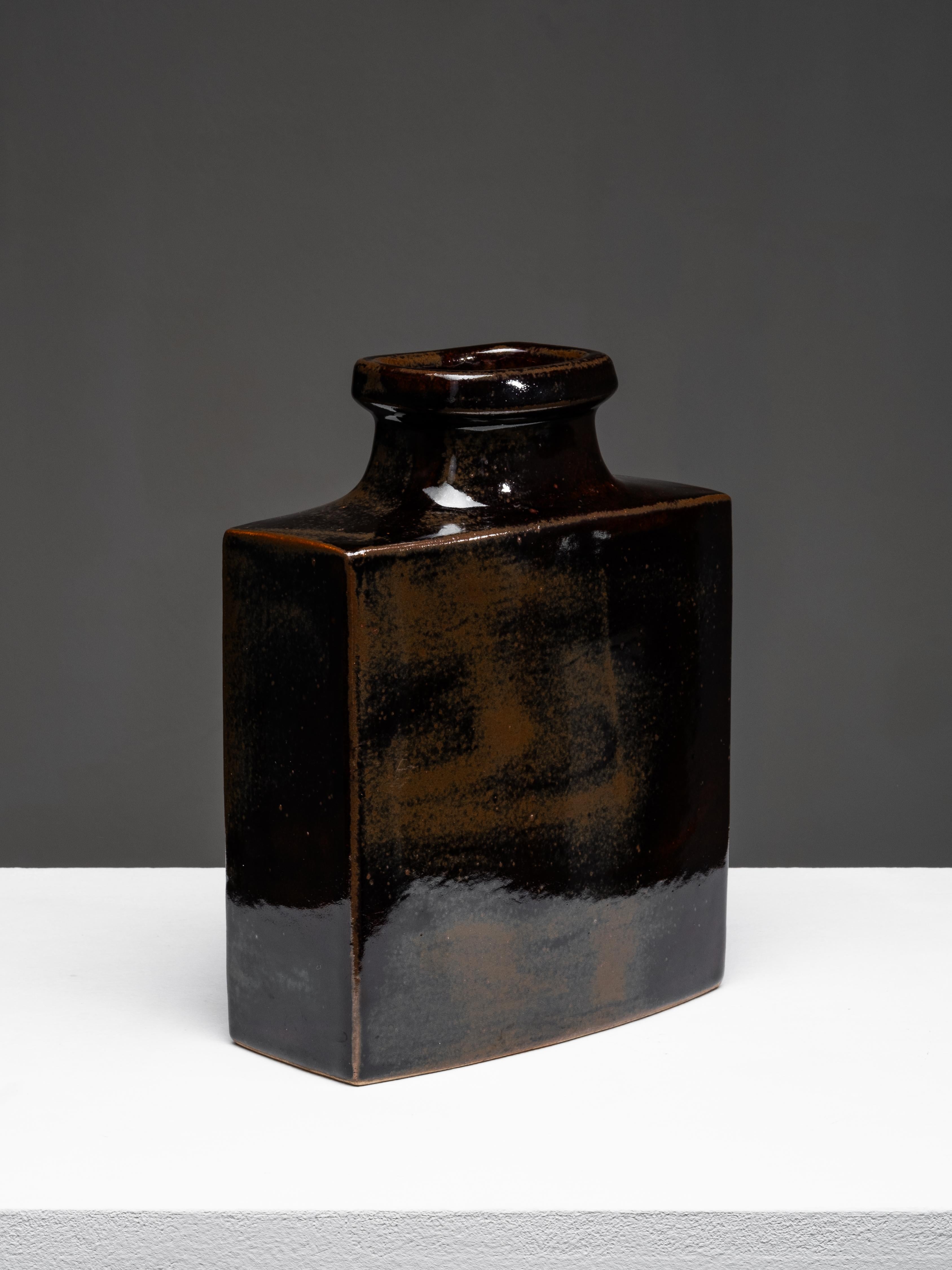 Rare Large Knabstrup Atelier Vase by Christine Konschak, Denmark, 1960s For Sale 1