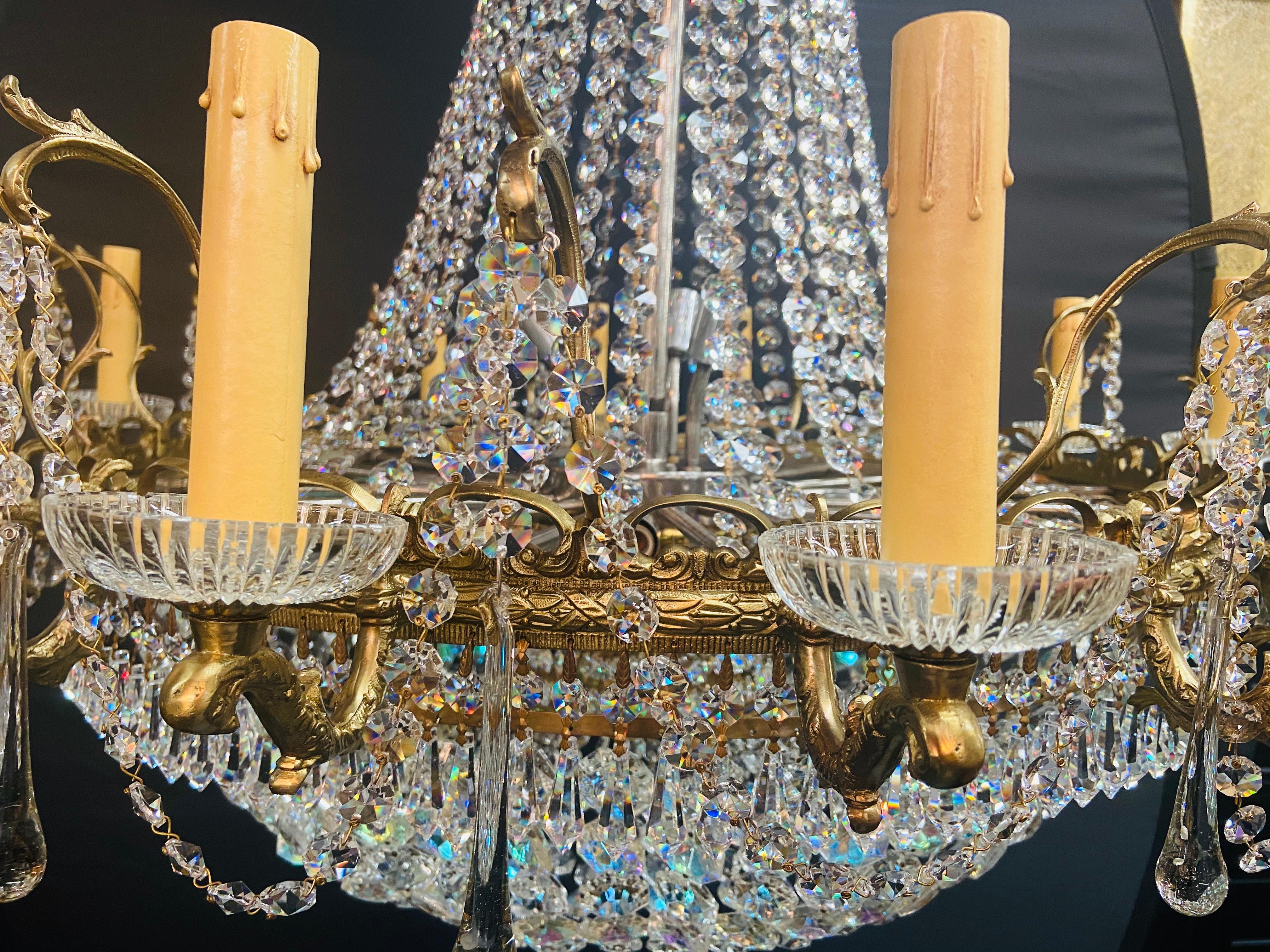 19th Century Large Louis XVI Empire Style Bronze and Crystal Chandelier For Sale 14