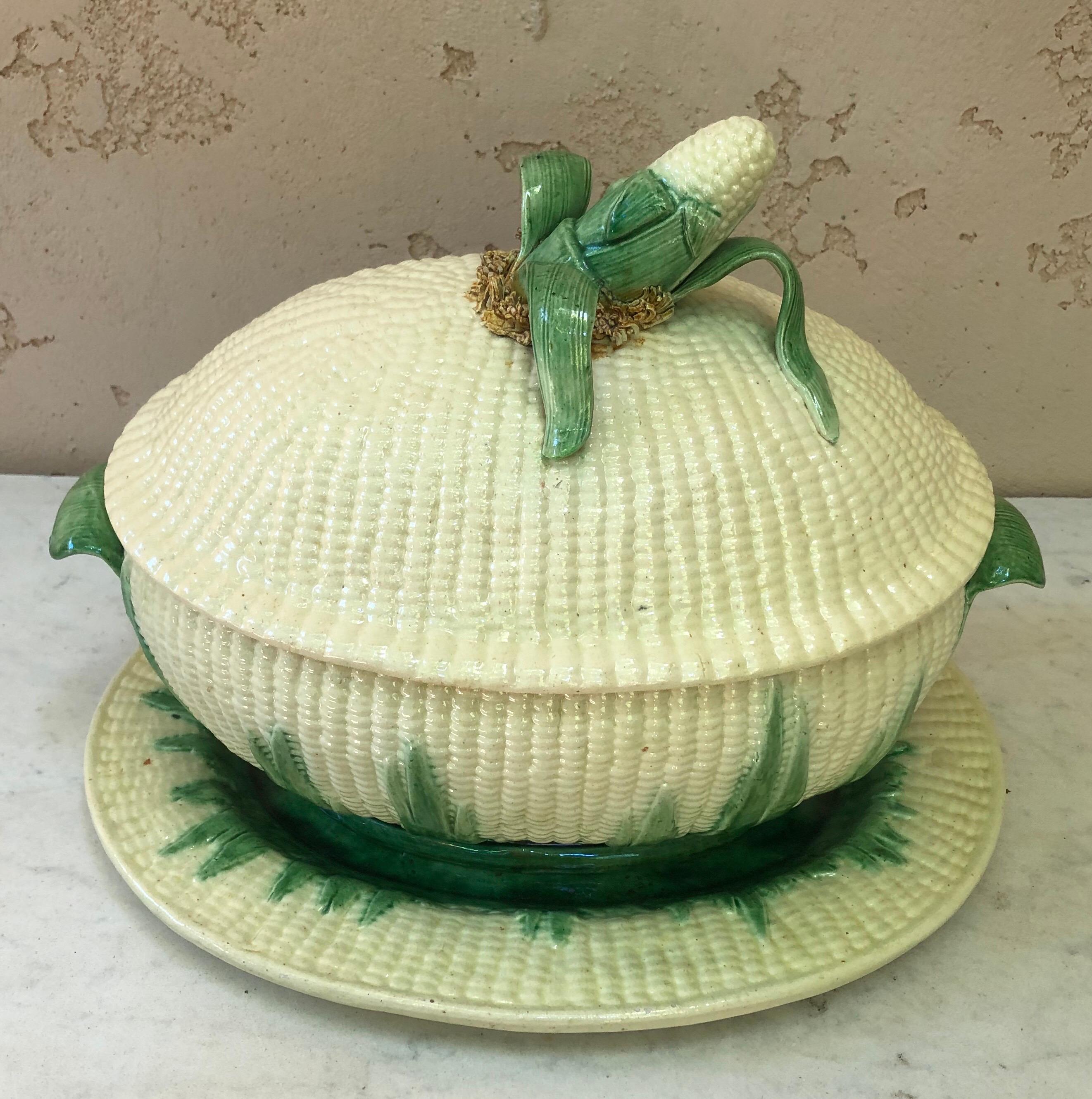 Portuguese Rare Large Majolica Corn Tureen Jose A. Cunha, circa 1895