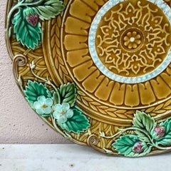 Rare Large Majolica Yellow Strawberries Platter Sarreguemines, circa 1880