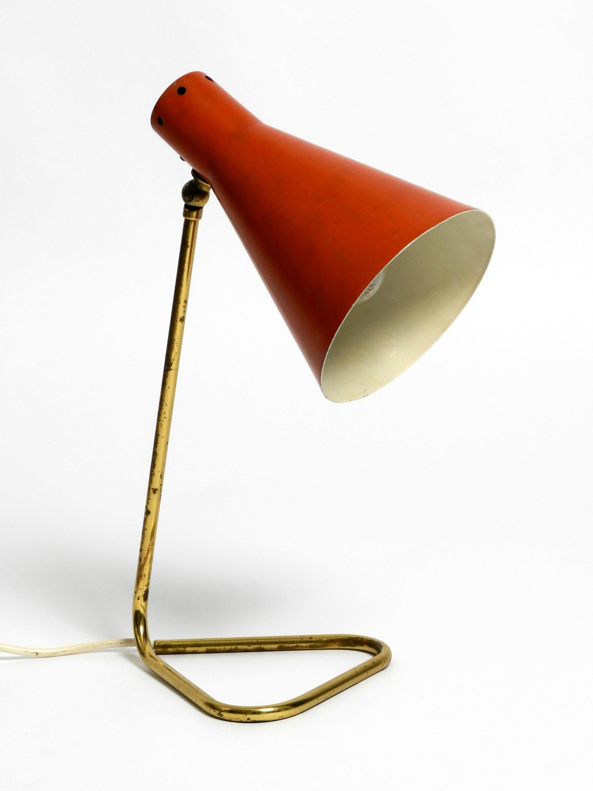 Rare Large Mid-Century Modern Brass Table Lamp with Brick Red Shade For Sale 10