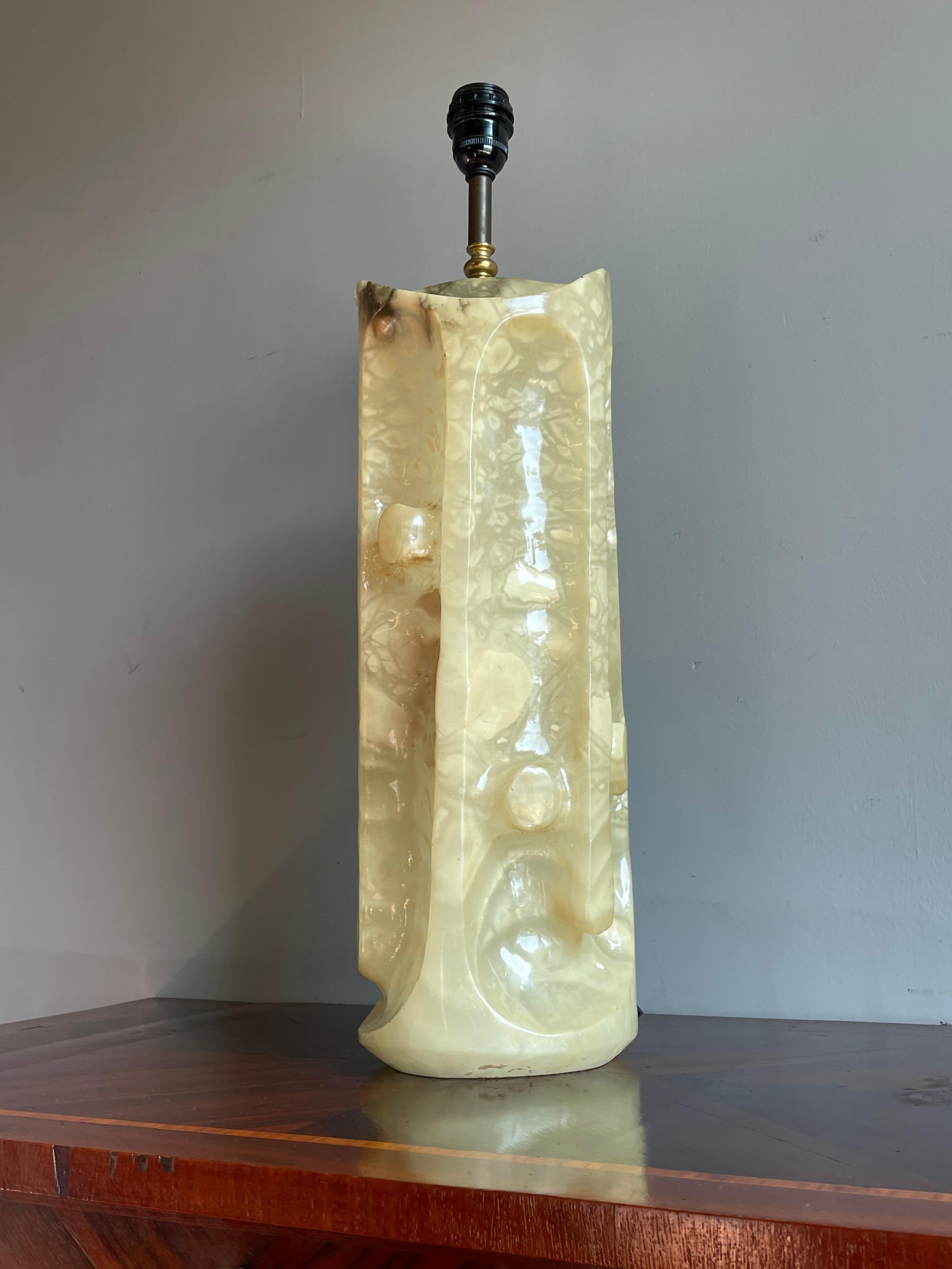 Rare & Large Mid-Century / Modernist Design Hand Carved Alabaster Table Lamp For Sale 4