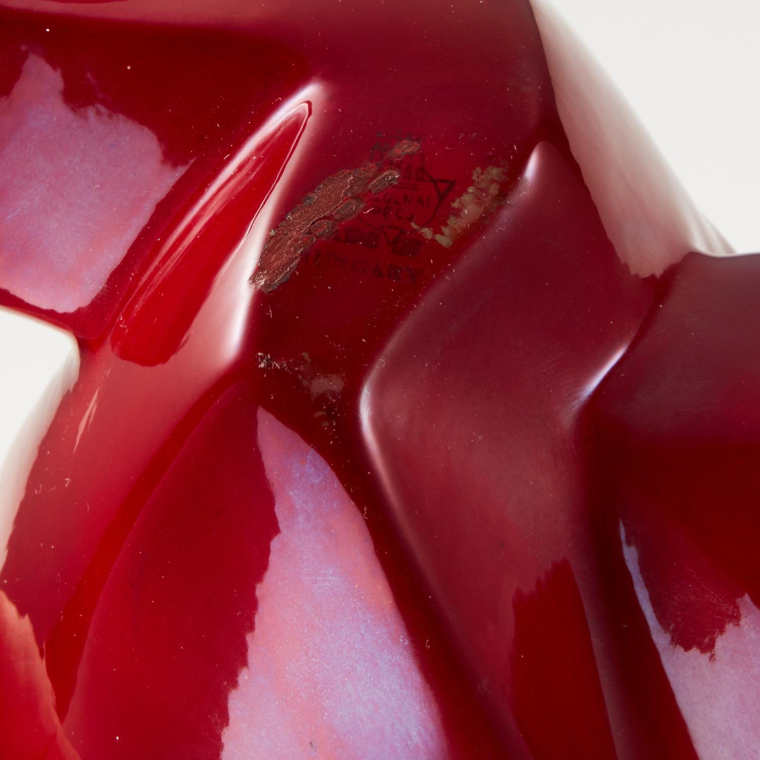 XX secolo Rara figura in porcellana Zsolnay di János Török della metà del secolo scorso, circa anni '60 in vendita